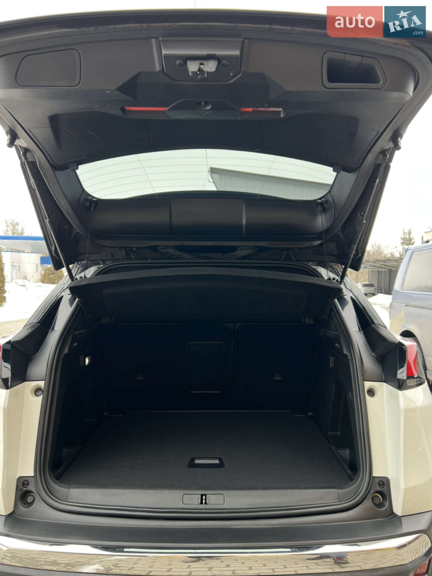 Peugeot 3008 2019 VIN VF3MJEHZRKS149060 фото оголошення 45 з 54
