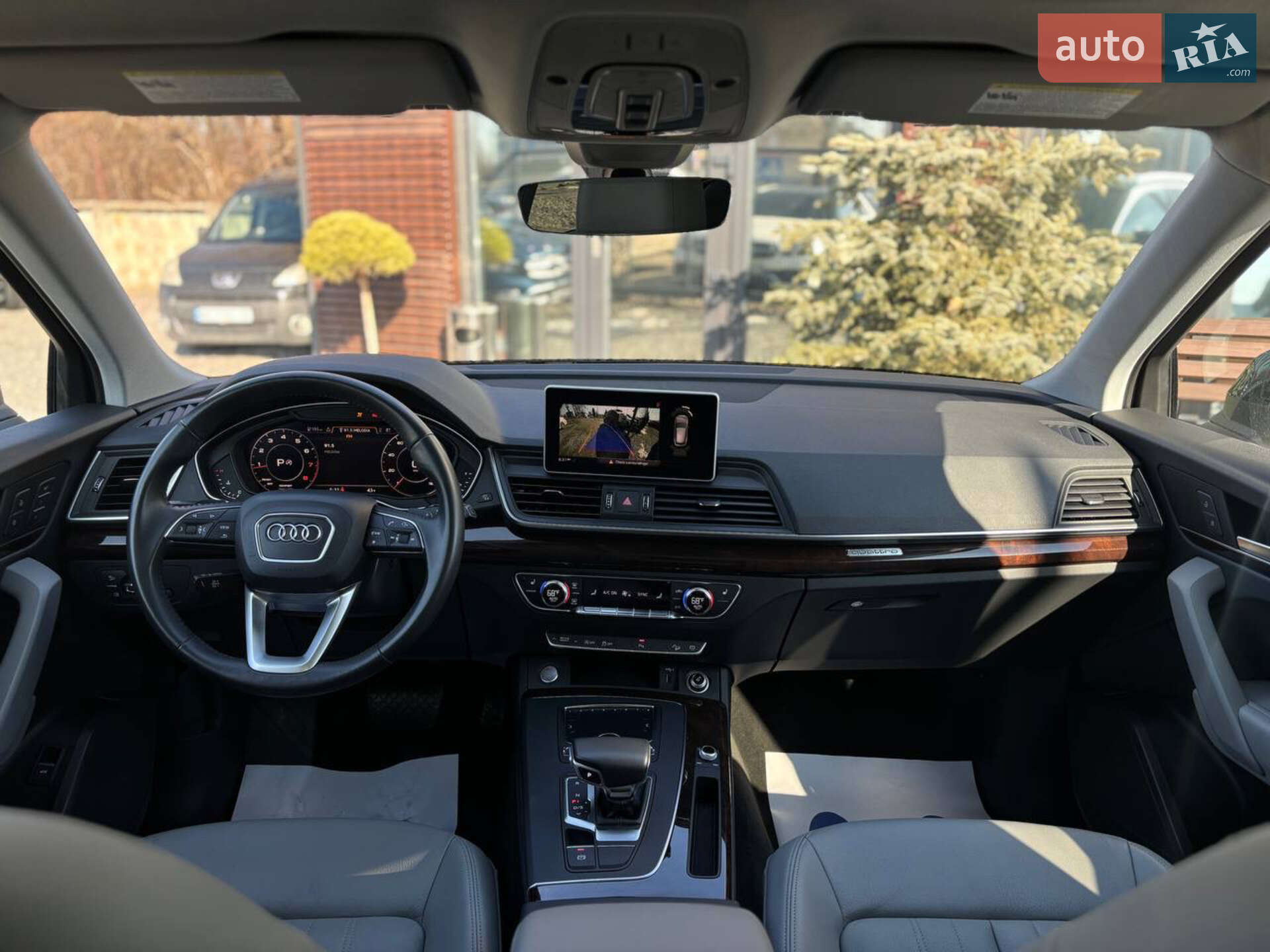 Audi Q5 2018 VIN WA1BNAFY9J2212828 фото оголошення 10 з 22