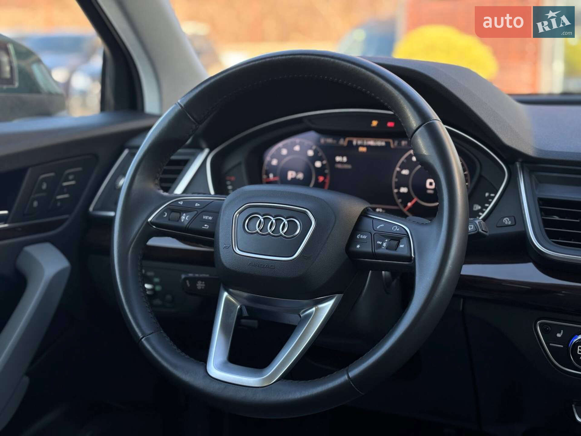 Audi Q5 2018 VIN WA1BNAFY9J2212828 фото оголошення 13 з 22