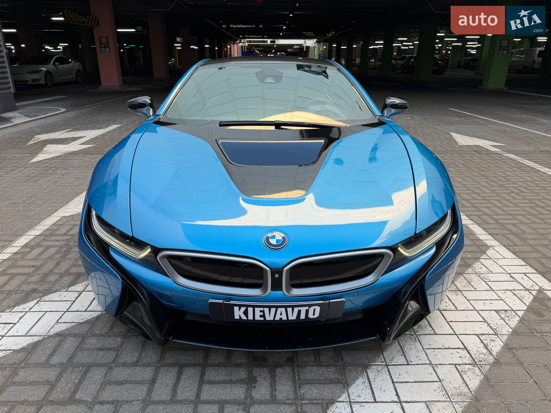 BMW i8 2016 VIN WBY2Z2C54GV675721 фото оголошення 11 з 21