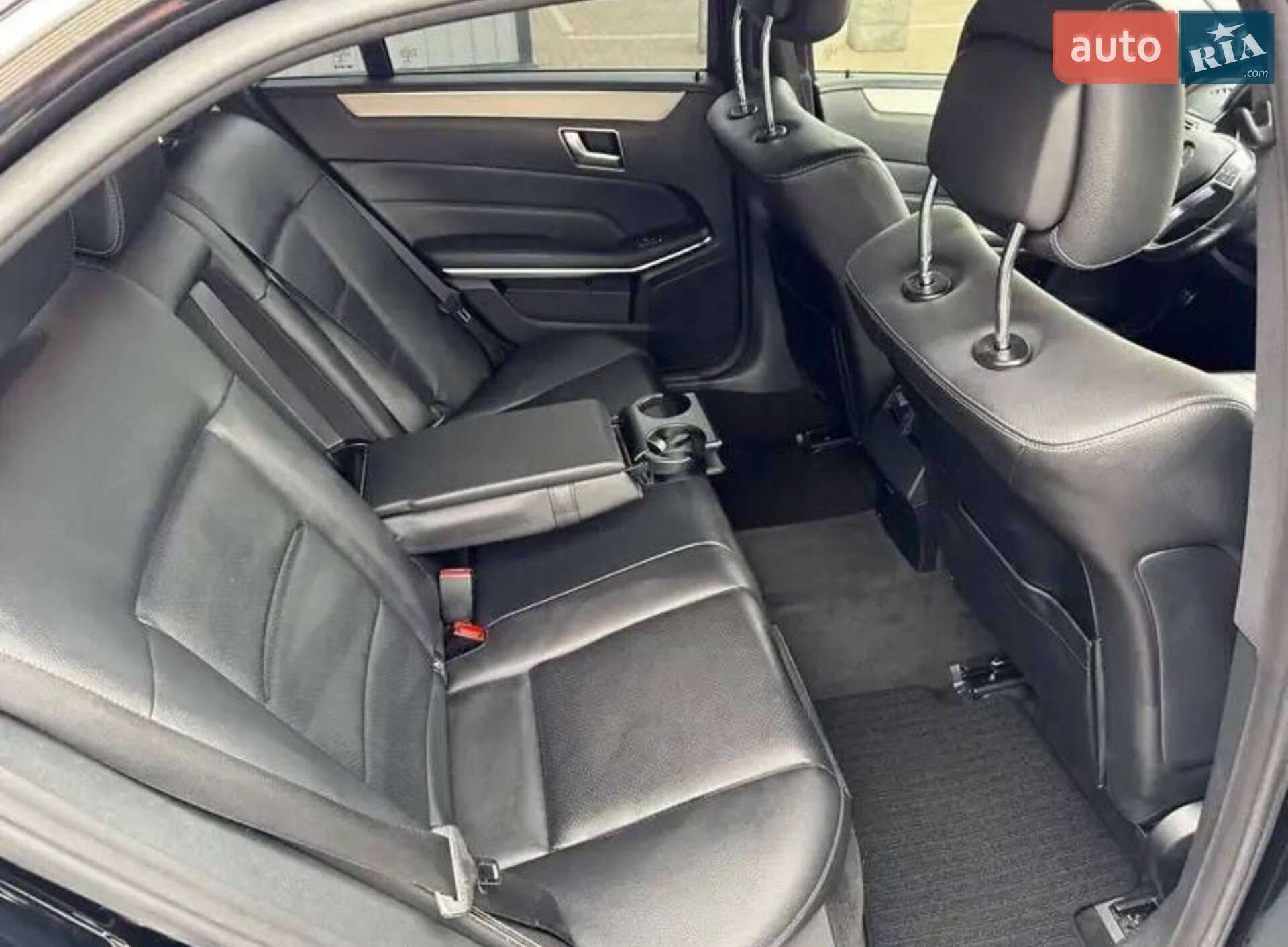 Mercedes-Benz E-Class 2014 VIN WDD2120061B117528 фото оголошення 9 з 10