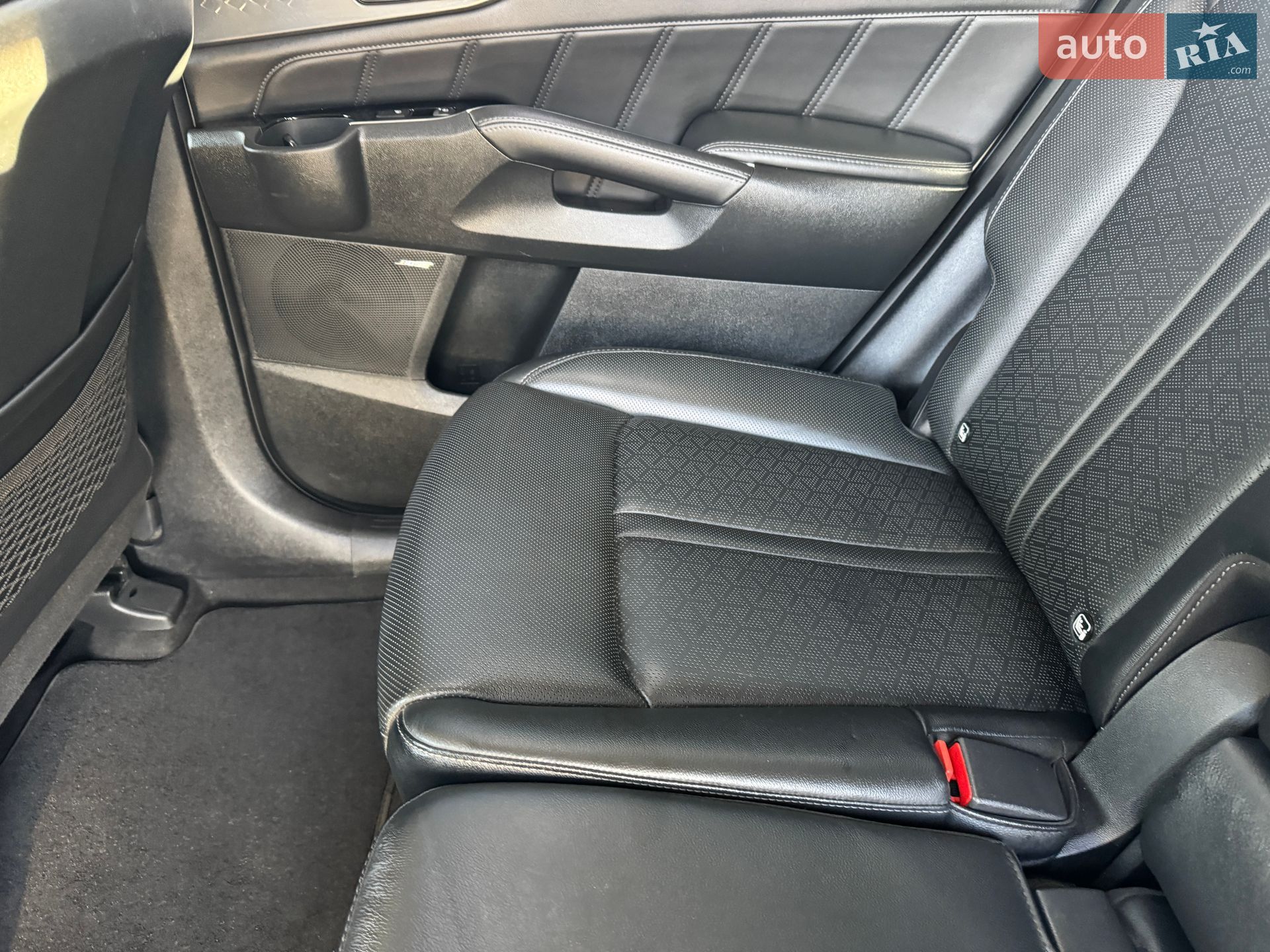 Kia Sorento 2021 VIN KNARH81BGM5086097 фото оголошення 28 з 56