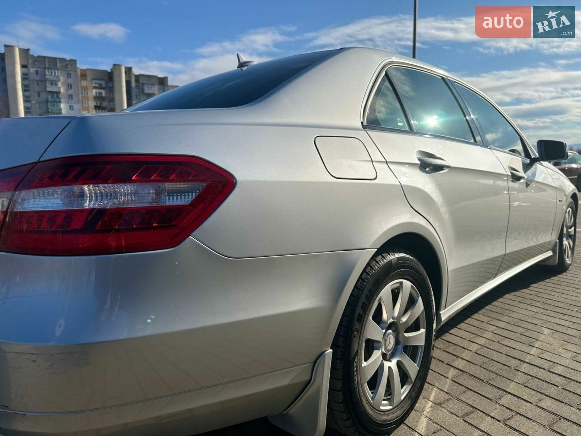 Mercedes-Benz E-Class 2009 VIN WDD2120021A018631 фото оголошення 13 з 34