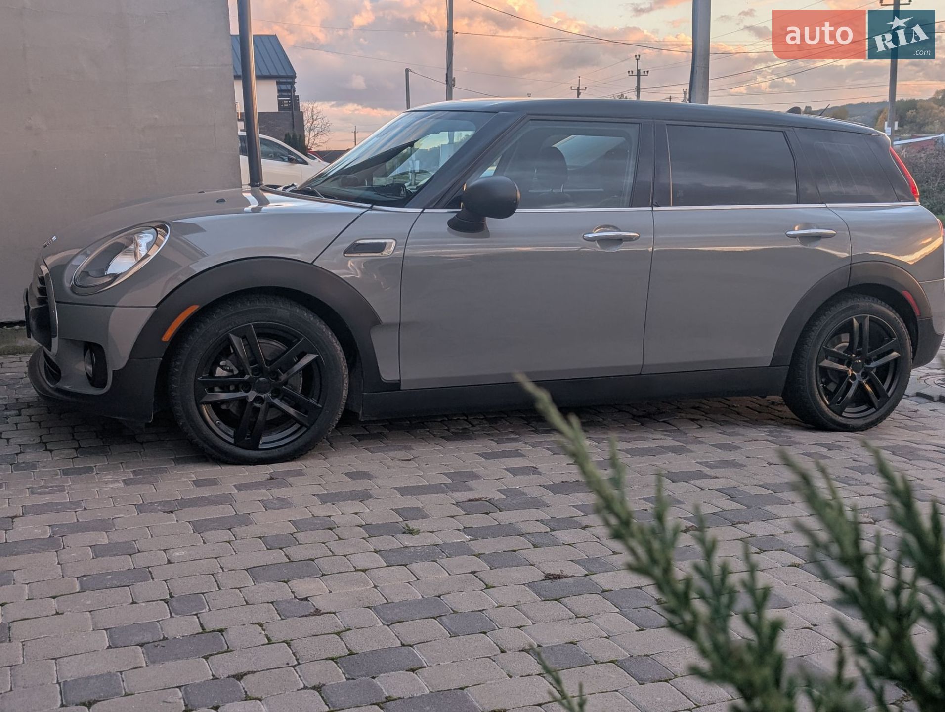 MINI Clubman 2016 VIN WMWLN5C58G2E06772 фото оголошення 8 з 21
