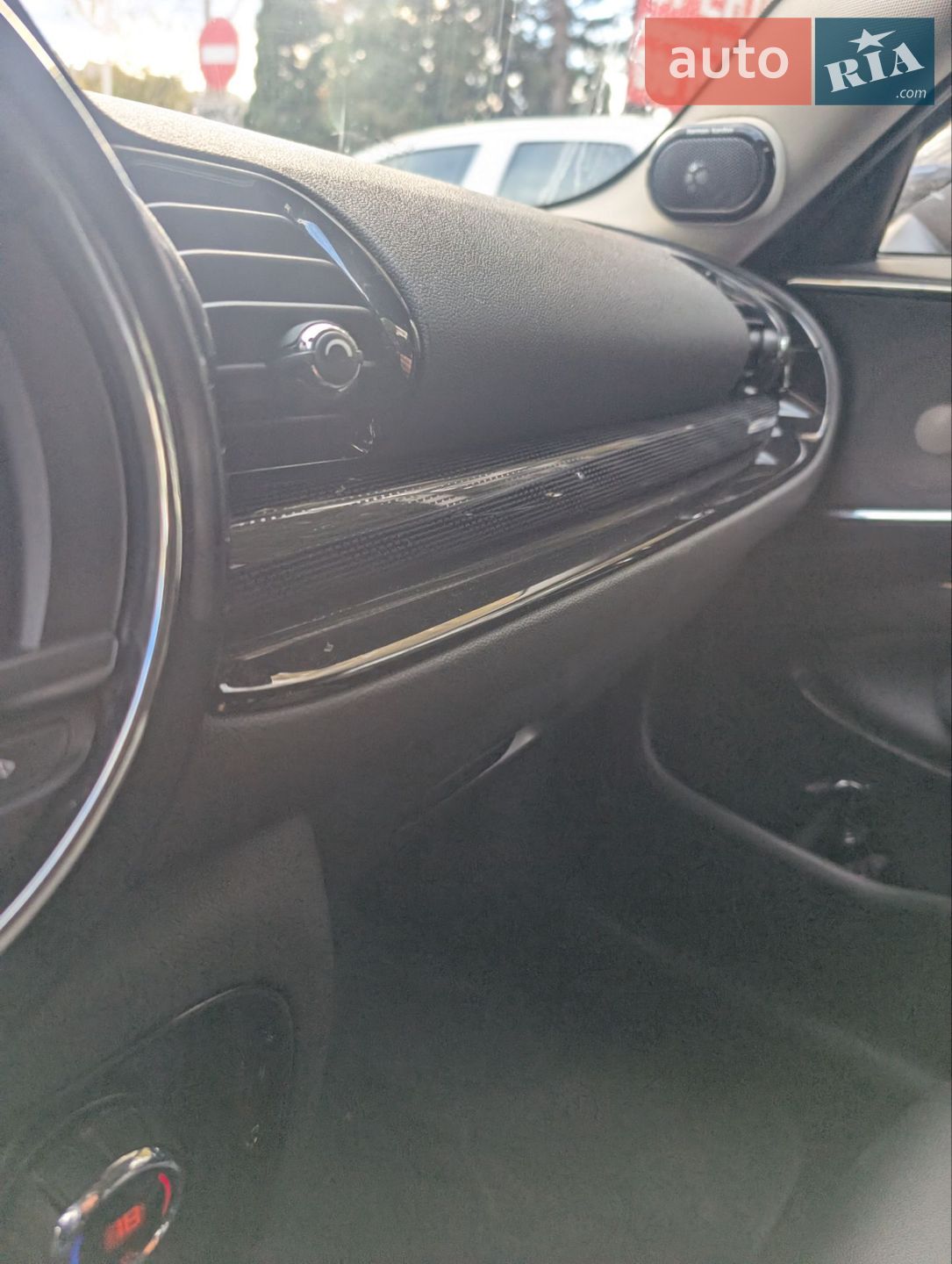 MINI Clubman 2016 VIN WMWLN5C58G2E06772 фото оголошення 11 з 21