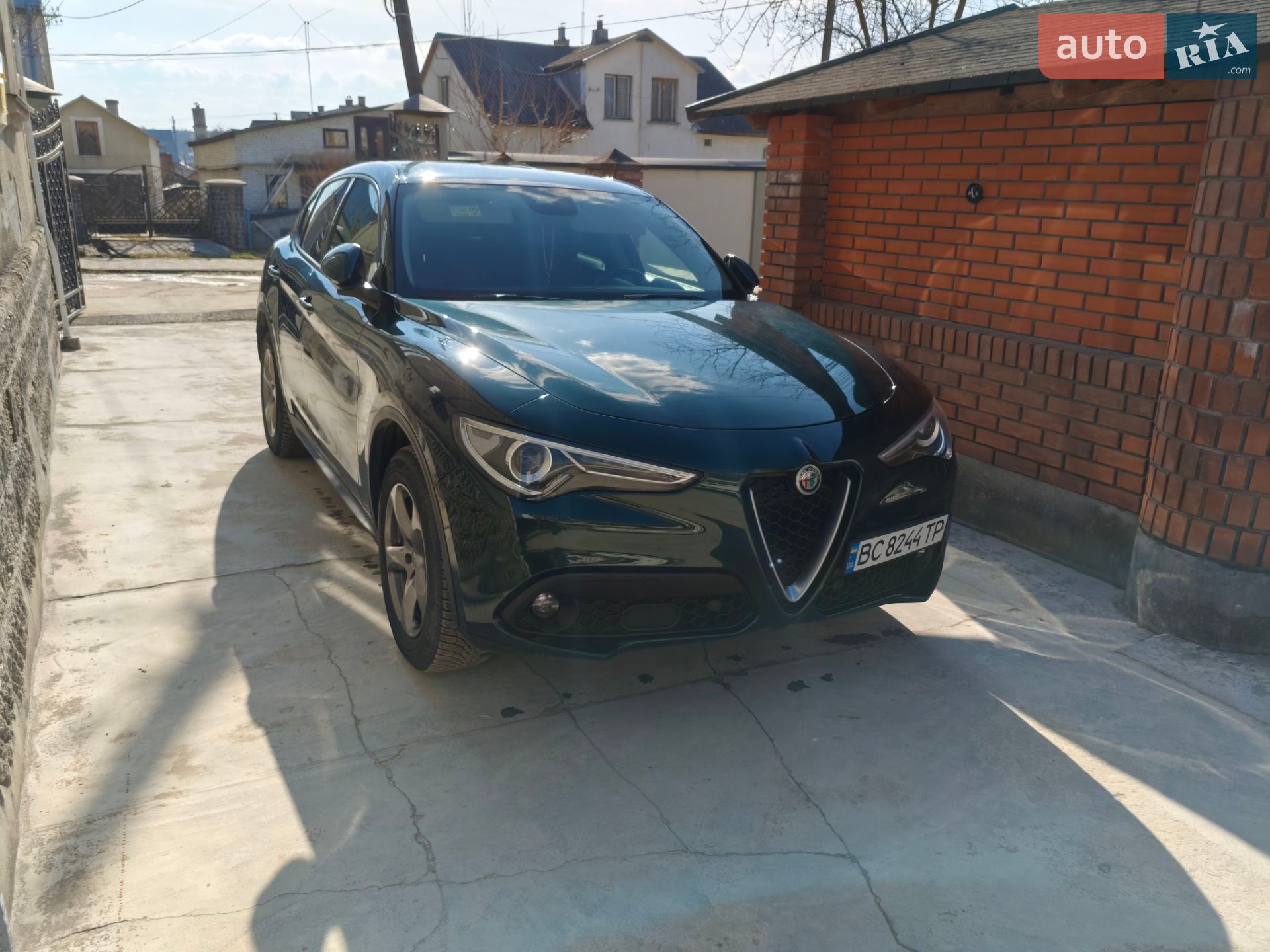 Alfa Romeo Stelvio 2018 VIN ZARFAHBUXJ7C10841 фото оголошення 16 з 36