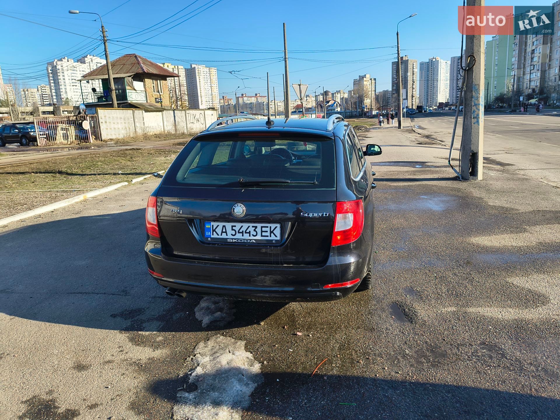 Skoda Superb 2010 VIN TMBLB73T8B9033350 фото оголошення 2 з 11