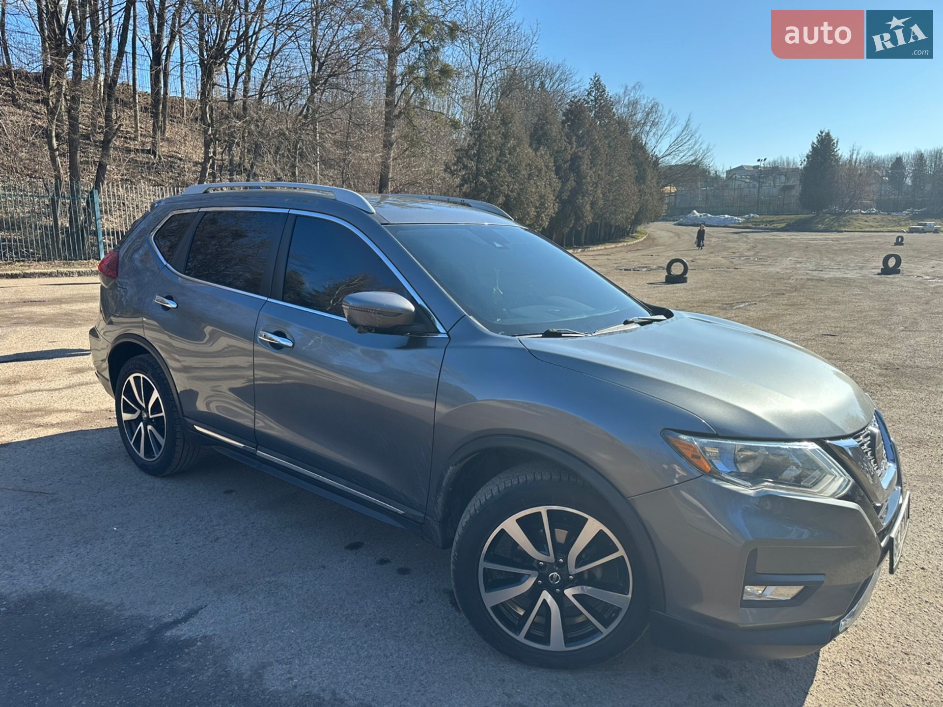 NISSAN ROGUE 2019 VIN 5N1AT2MT0KC762057 фото оголошення 5 з 27