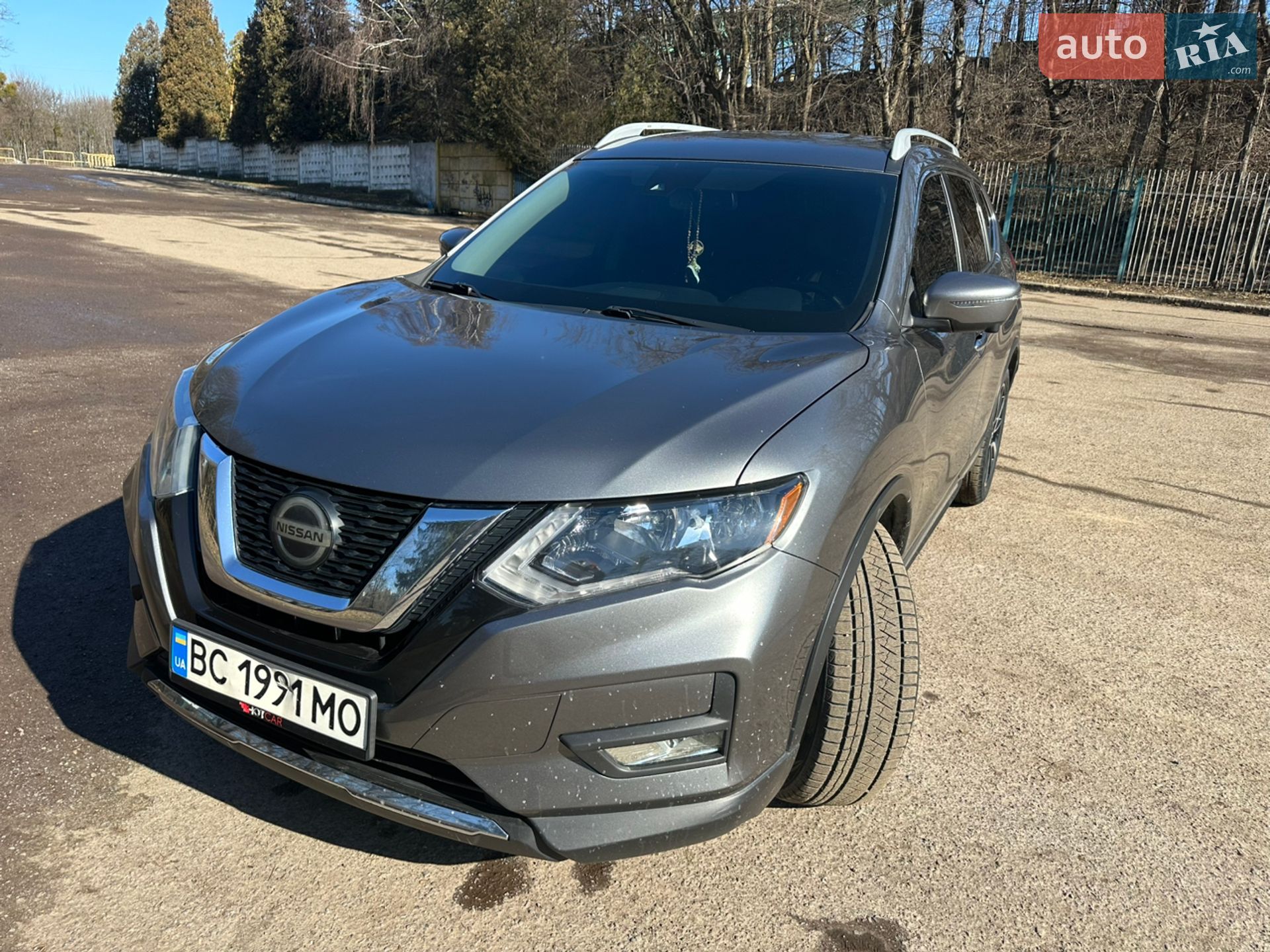 NISSAN ROGUE 2019 VIN 5N1AT2MT0KC762057 фото оголошення 11 з 27