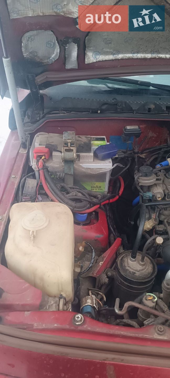 Suzuki Vitara 1992 VIN JS3TA01V4P4140268 фото оголошення 13 з 16