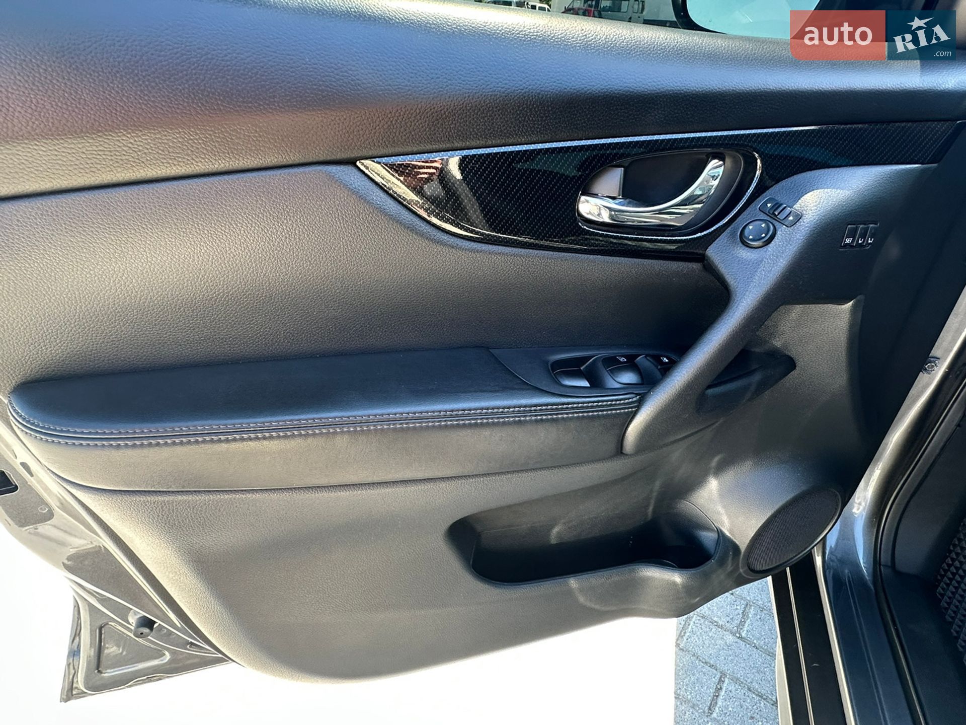 NISSAN ROGUE 2019 VIN 5N1AT2MT0KC762057 фото оголошення 19 з 27