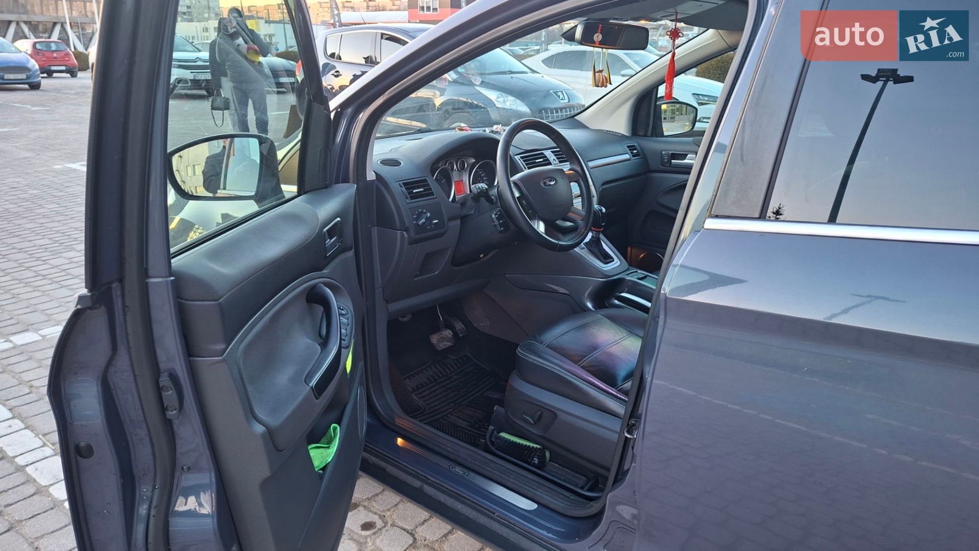 Ford Kuga 2011 VIN WF0RXXGCDRBE63814 фото оголошення 4 з 24