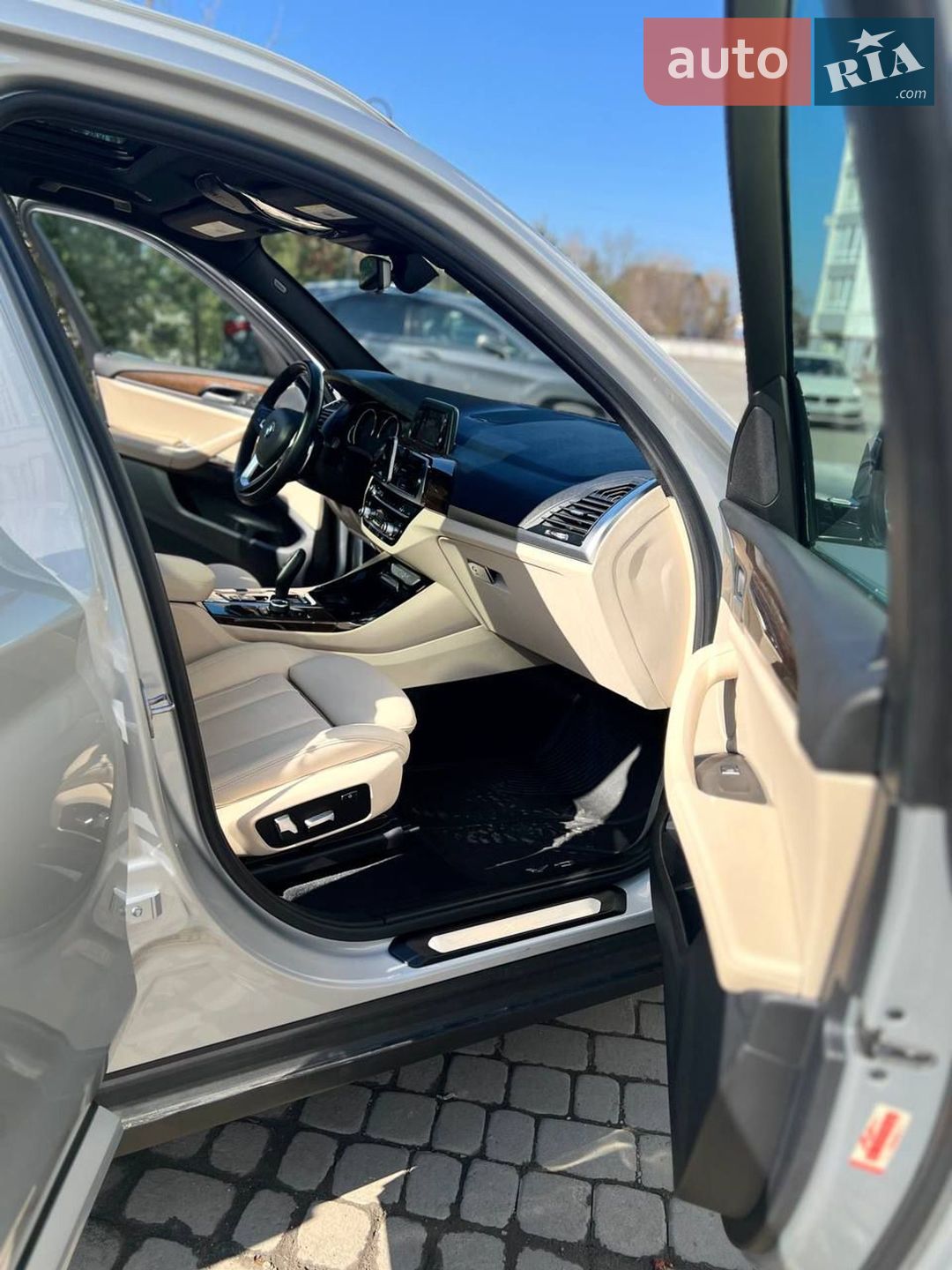 BMW X3 2019 VIN 5UXTR7C51KLR50578 фото оголошення 14 з 23