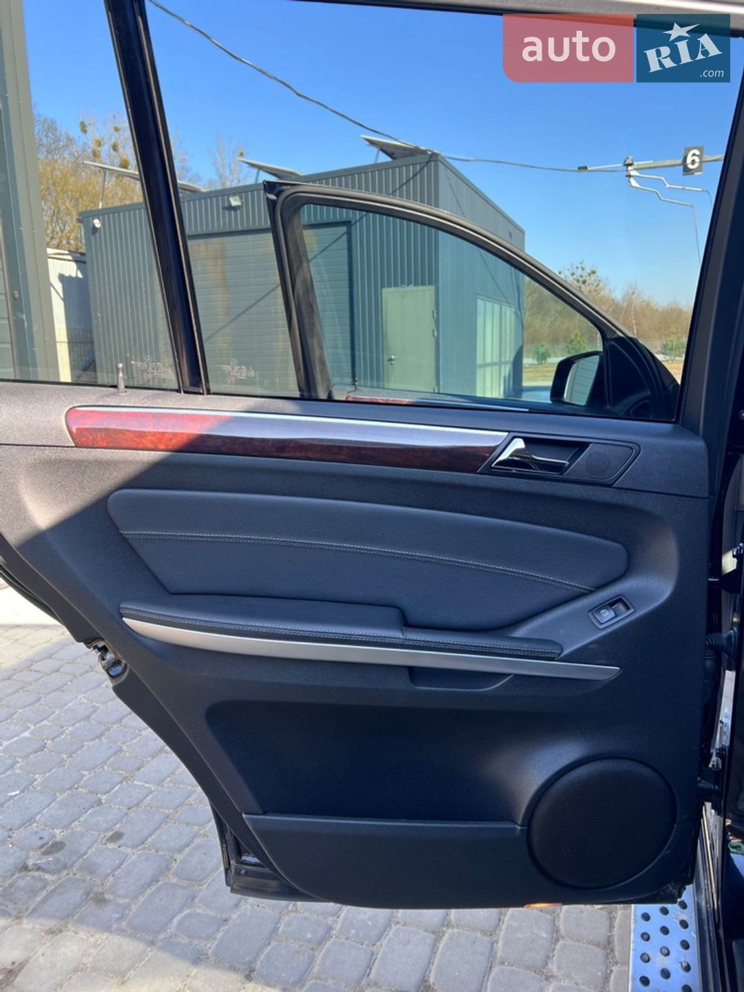 Mercedes-Benz GL-Class 2008 VIN 4JGBF86E88A375659 фото оголошення 2 з 103
