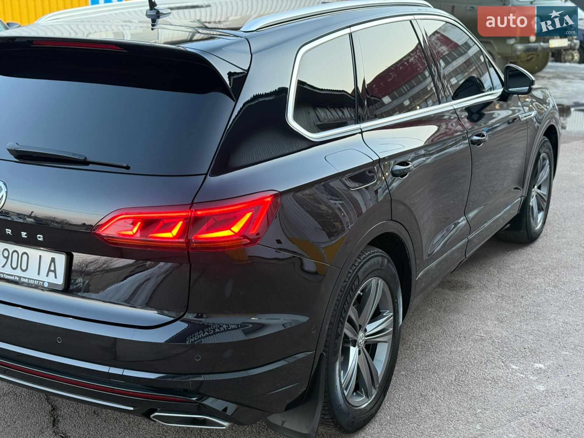 Volkswagen Touareg 2019 VIN WVGZZZCRZKD050684 фото оголошення 12 з 63