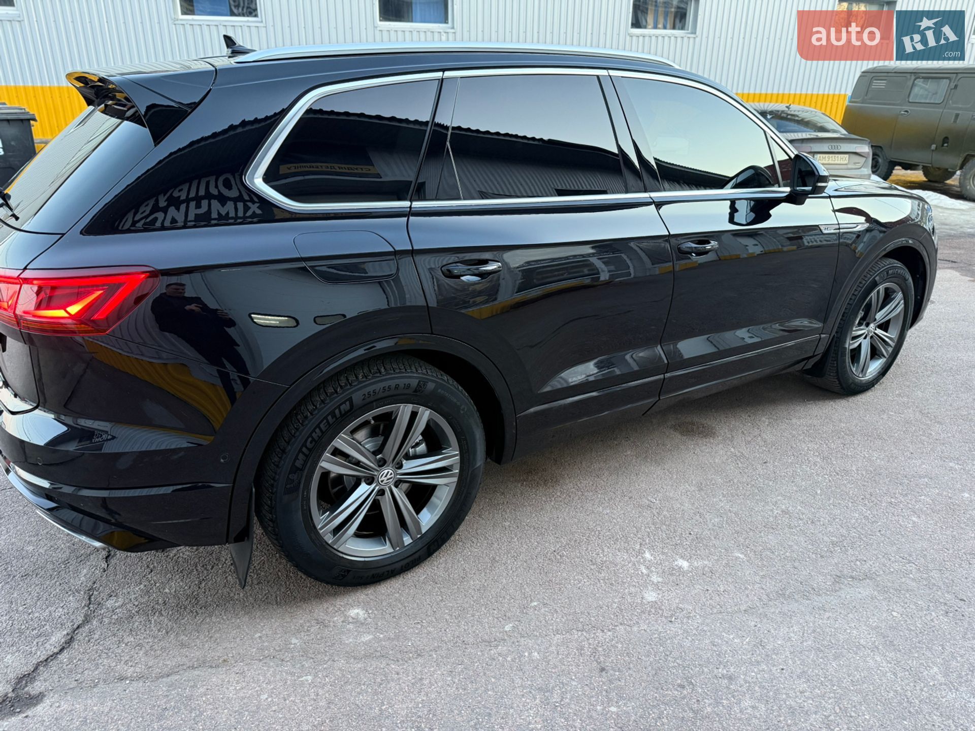 Volkswagen Touareg 2019 VIN WVGZZZCRZKD050684 фото оголошення 13 з 63