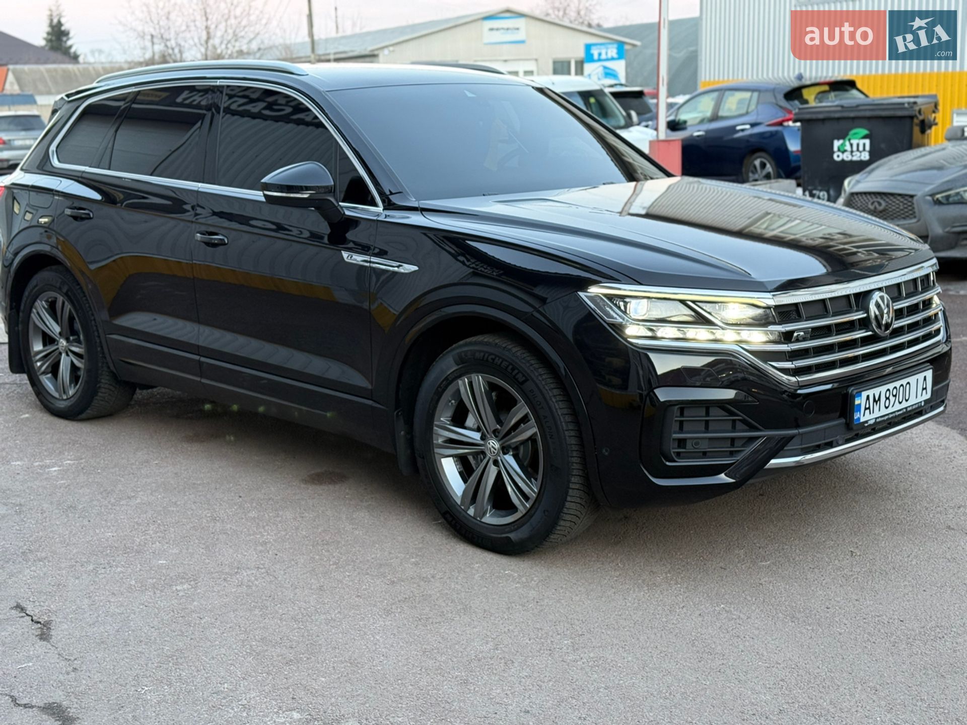 Volkswagen Touareg 2019 VIN WVGZZZCRZKD050684 фото оголошення 15 з 63