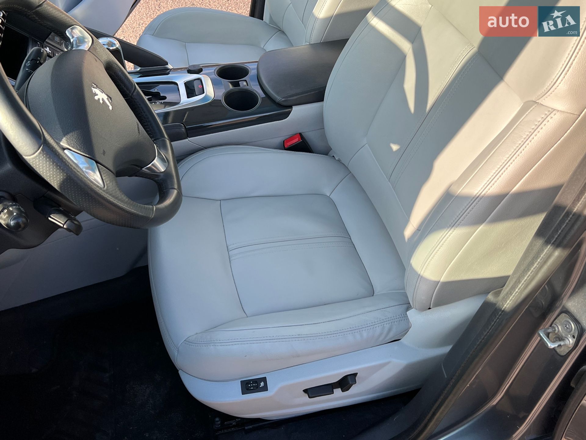 Peugeot 3008 2011 VIN VF30URHHABS195468 фото оголошення 22 з 39