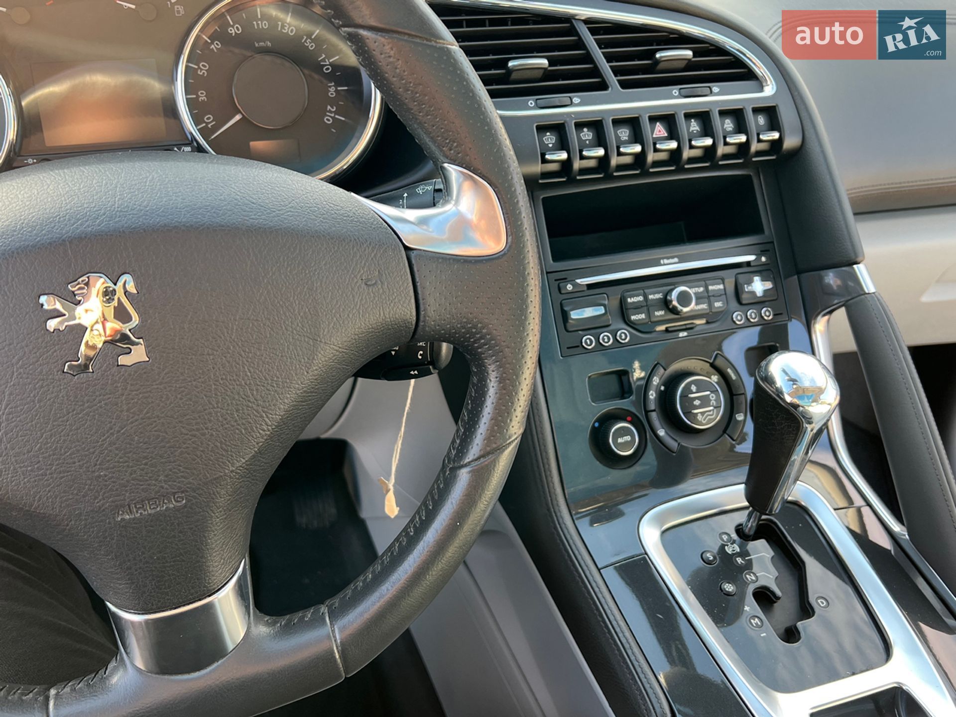 Peugeot 3008 2011 VIN VF30URHHABS195468 фото оголошення 27 з 39