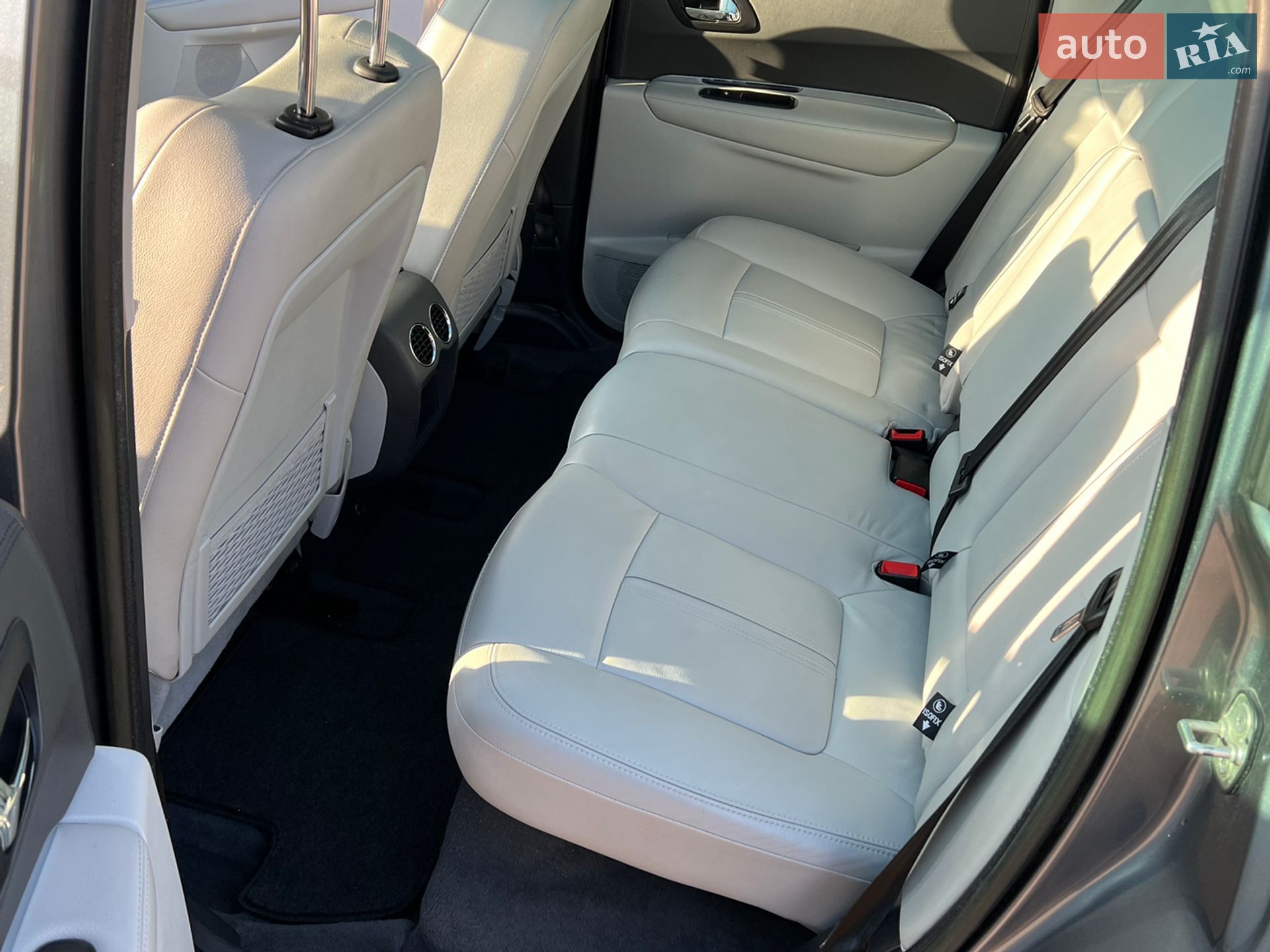 Peugeot 3008 2011 VIN VF30URHHABS195468 фото оголошення 38 з 39