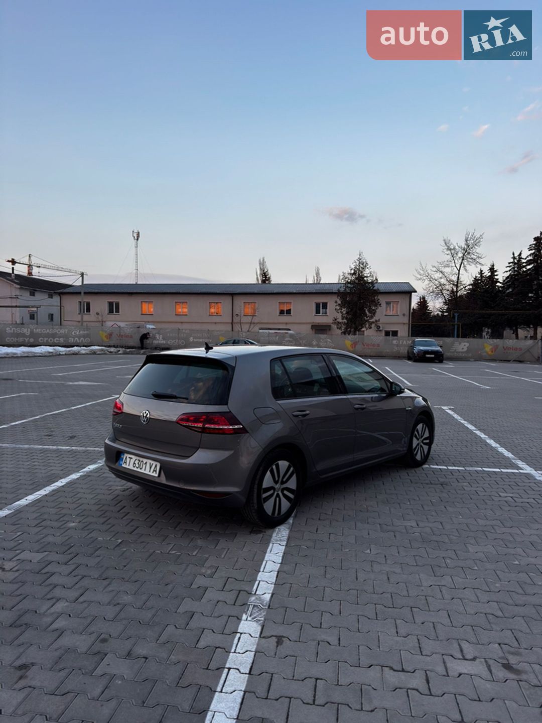 Volkswagen e-Golf 2014 VIN WVWZZZAUZFW903789 фото оголошення 8 з 21