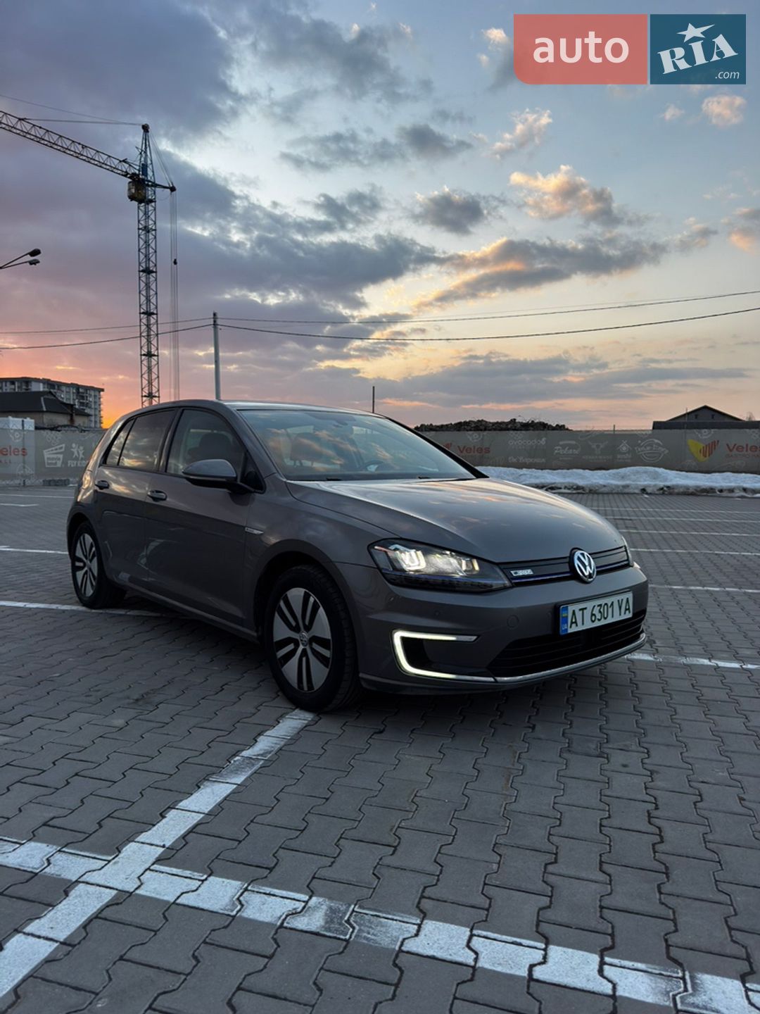 Volkswagen e-Golf 2014 VIN WVWZZZAUZFW903789 фото оголошення 11 з 21