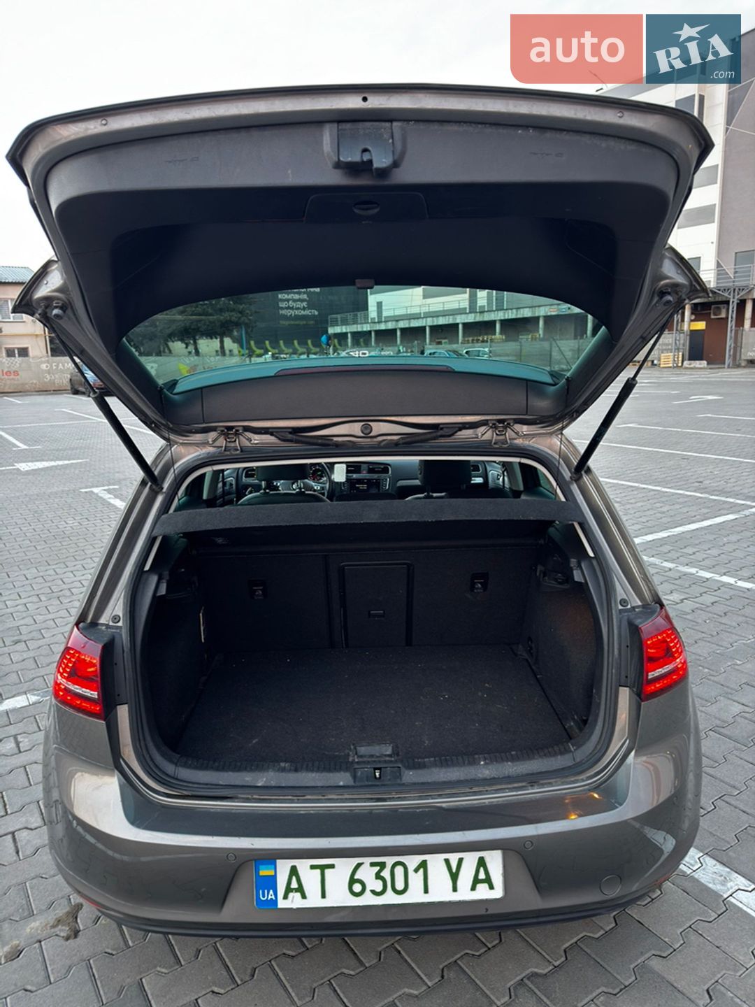 Volkswagen e-Golf 2014 VIN WVWZZZAUZFW903789 фото оголошення 13 з 21