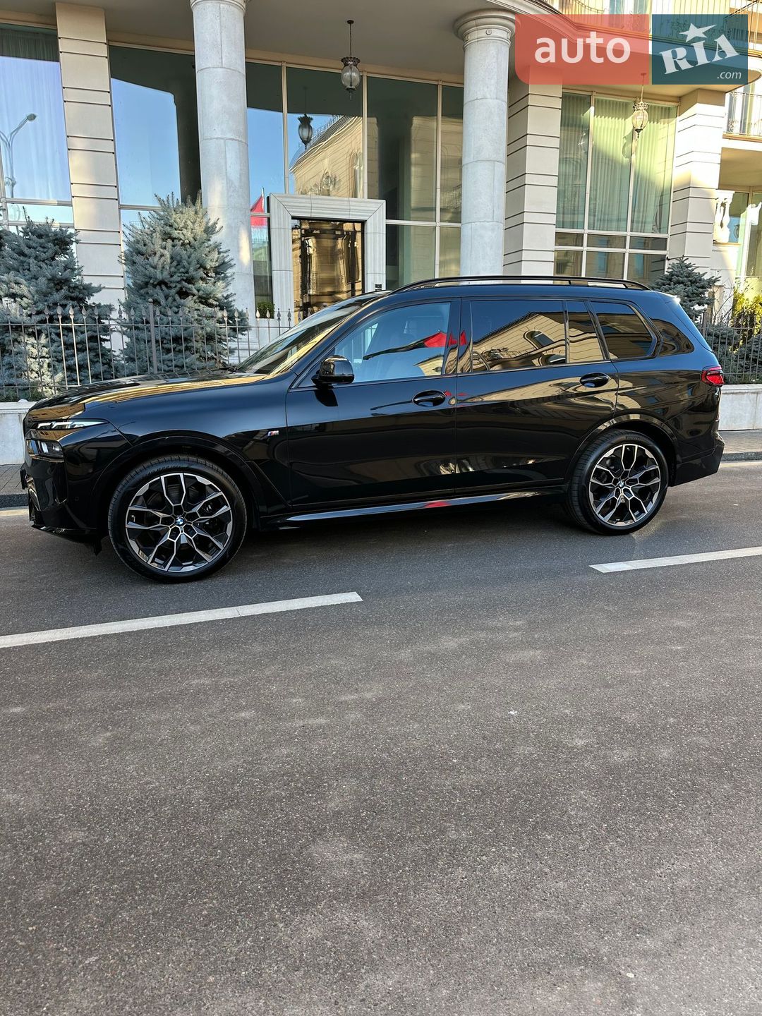 BMW X7 2025 VIN WBA21EN0909Z97245 фото оголошення 8 з 32