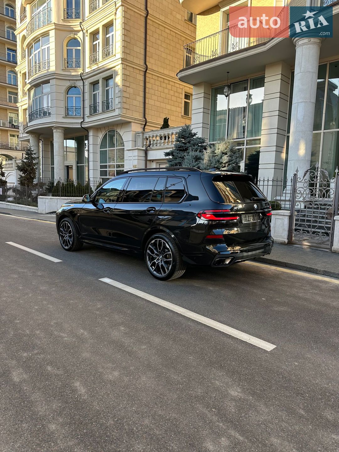 BMW X7 2025 VIN WBA21EN0909Z97245 фото оголошення 12 з 32
