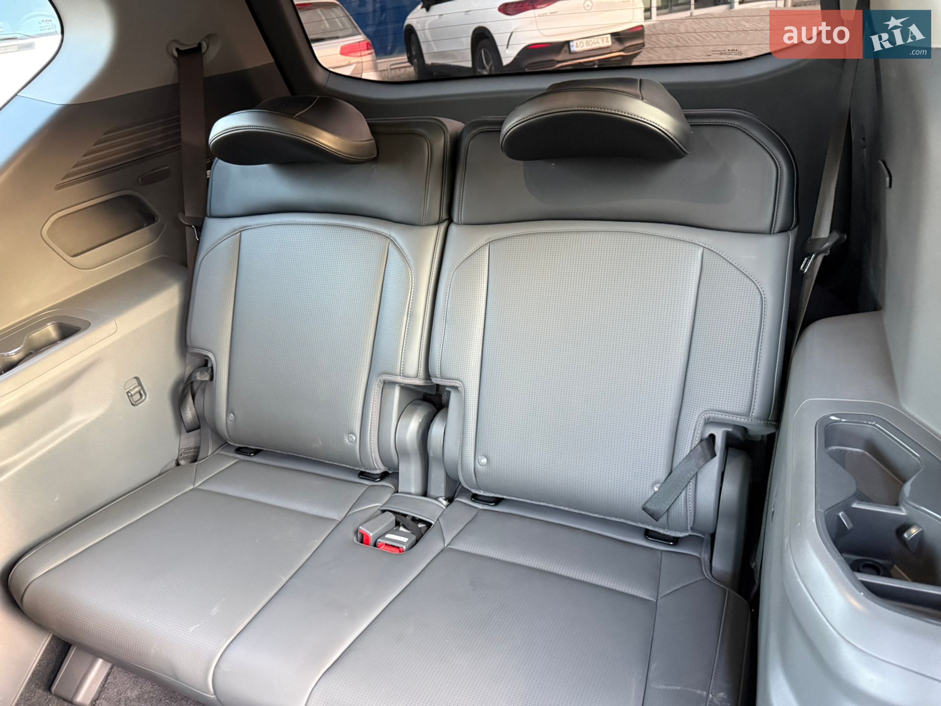 Kia EV9 2023 VIN KNDAB5S19R6020257 фото оголошення 9 з 11
