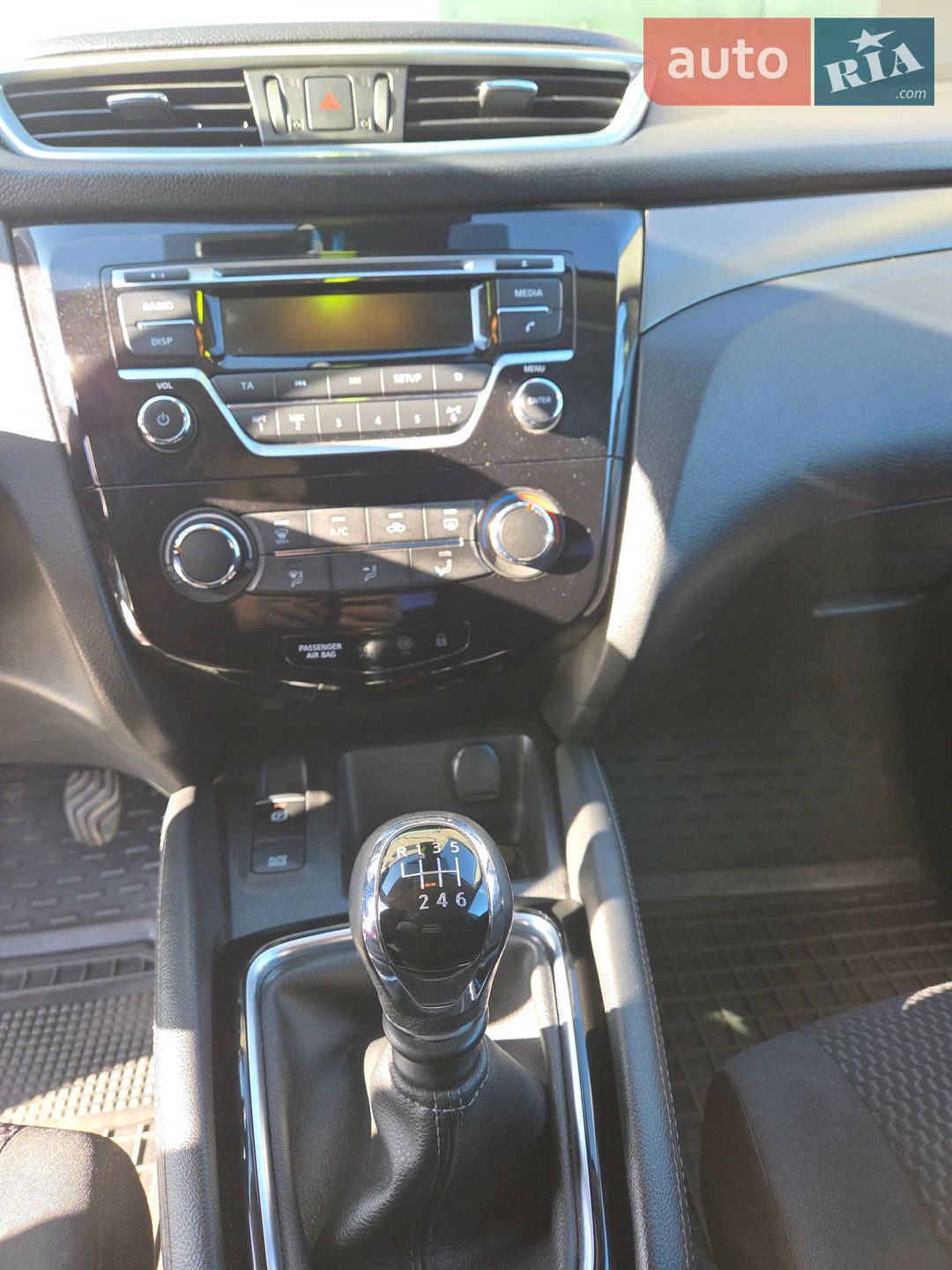 Nissan Qashqai 2018 VIN SJNFAAJ11U2470138 фото оголошення 4 з 9