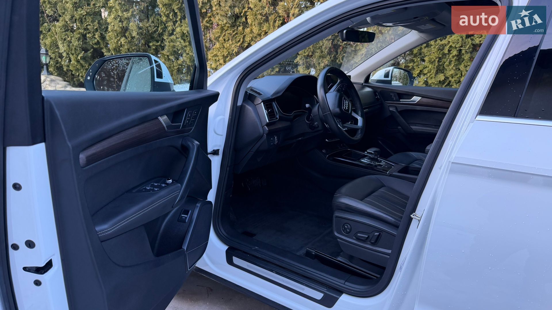 Audi Q5 2021 VIN WA1BAAFY2M2069060 фото оголошення 17 з 61