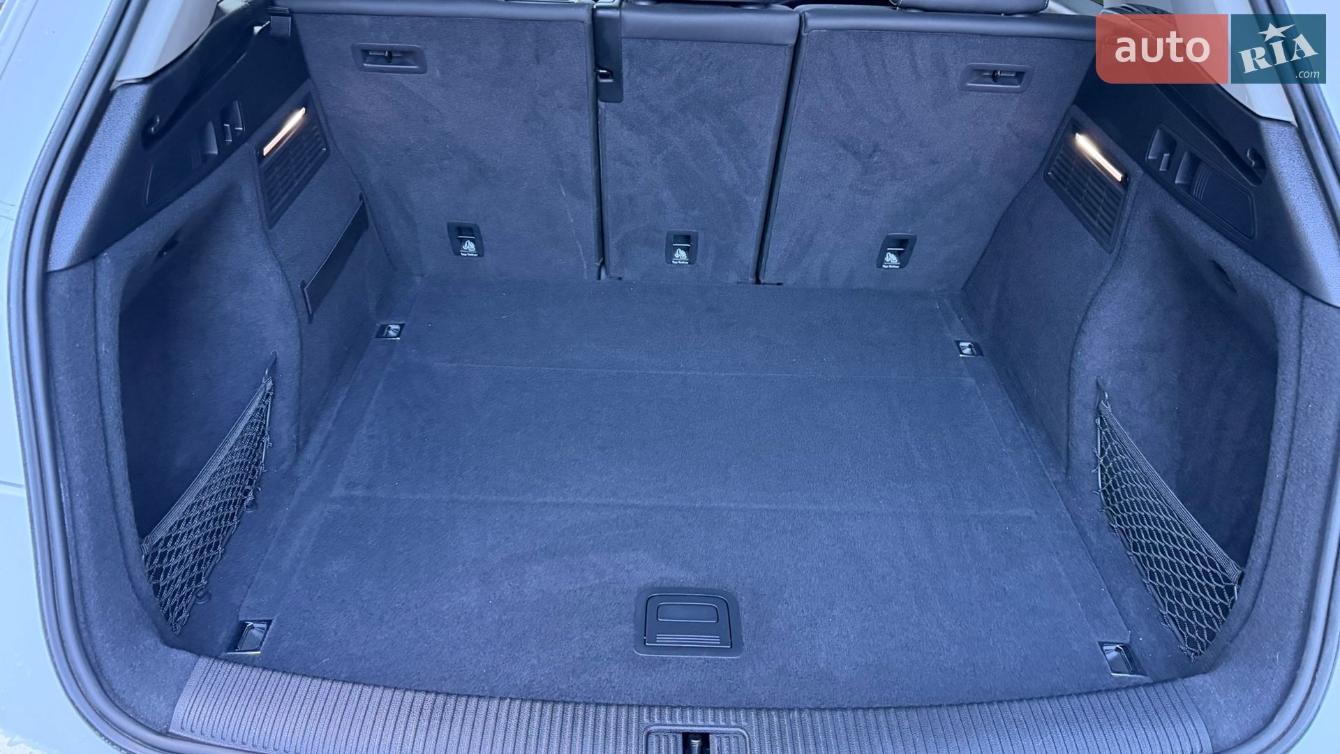 Audi Q5 2021 VIN WA1BAAFY2M2069060 фото оголошення 33 з 61