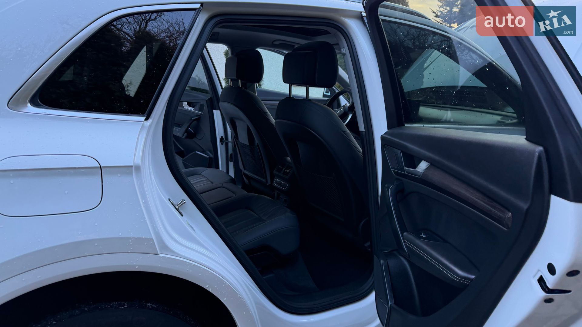 Audi Q5 2021 VIN WA1BAAFY2M2069060 фото оголошення 37 з 61
