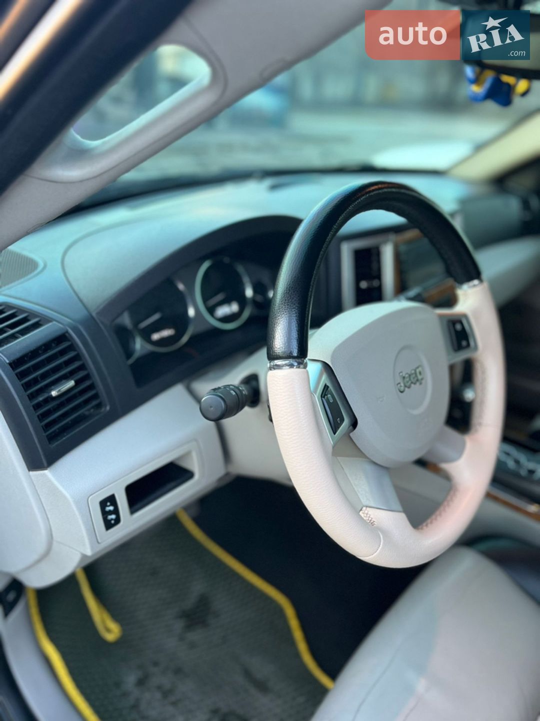 Jeep Grand Cherokee 2008 VIN 1J8HCE8M68Y101824 фото оголошення 14 з 33