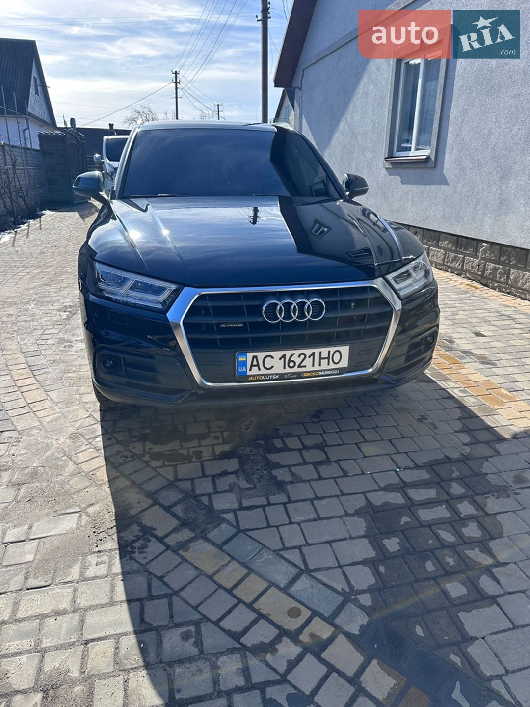 Audi Q5 2018 VIN WAUZZZFY4K2003938 фото оголошення 9 з 17