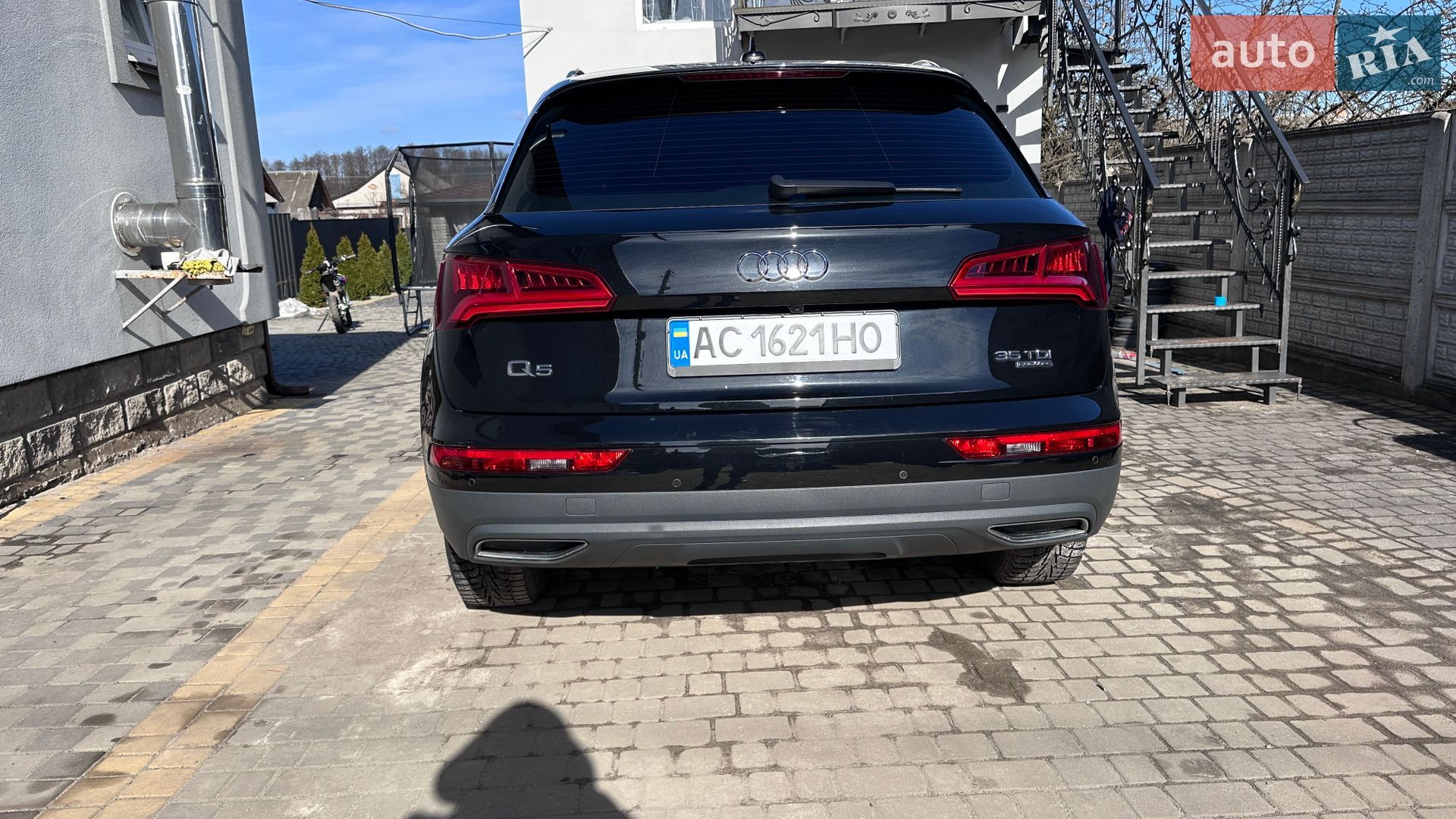 Audi Q5 2018 VIN WAUZZZFY4K2003938 фото оголошення 7 з 17