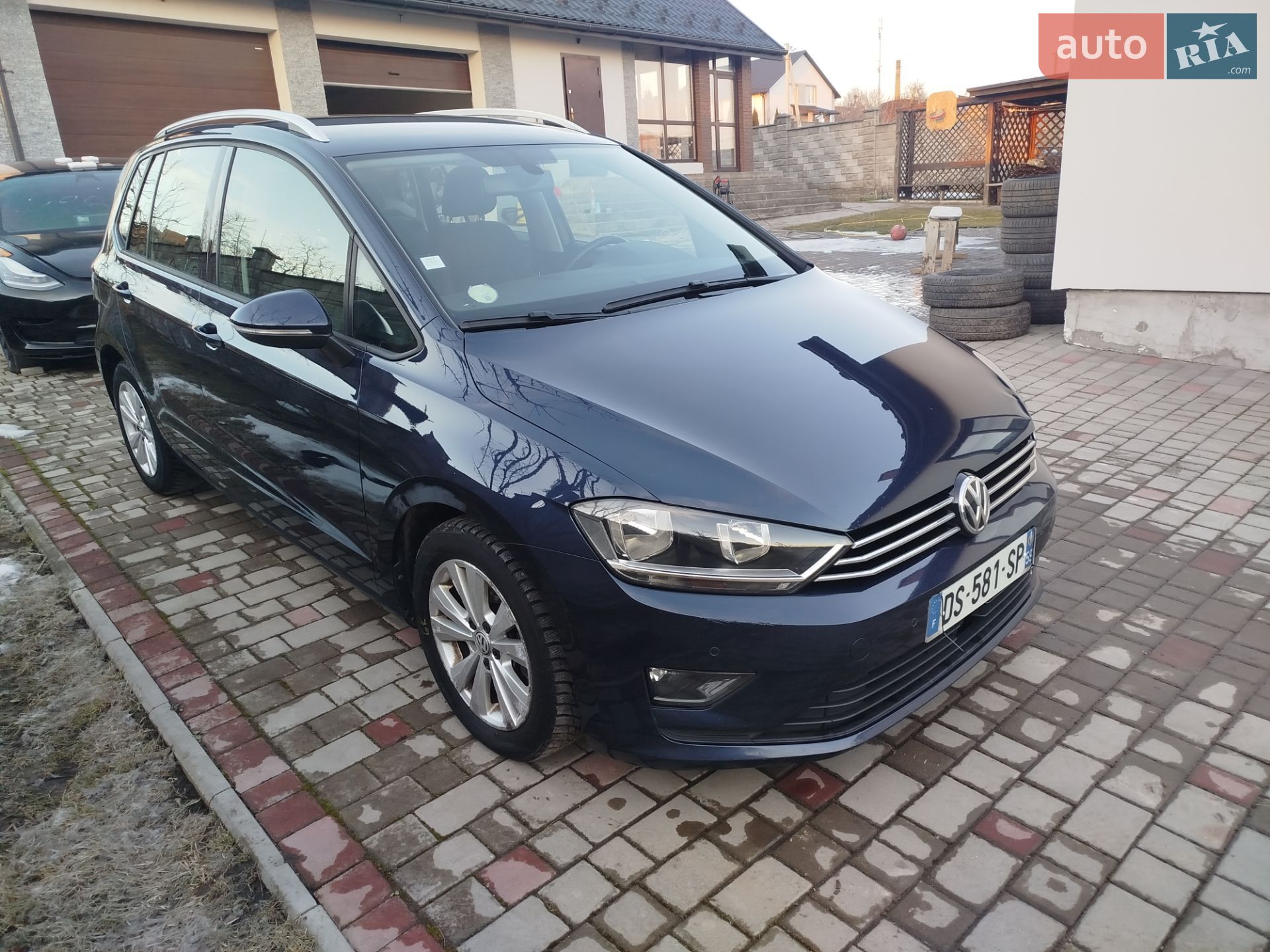 Volkswagen Golf Sportsvan 2015 VIN WVWZZZAUZFW512172 фото оголошення 4 з 14