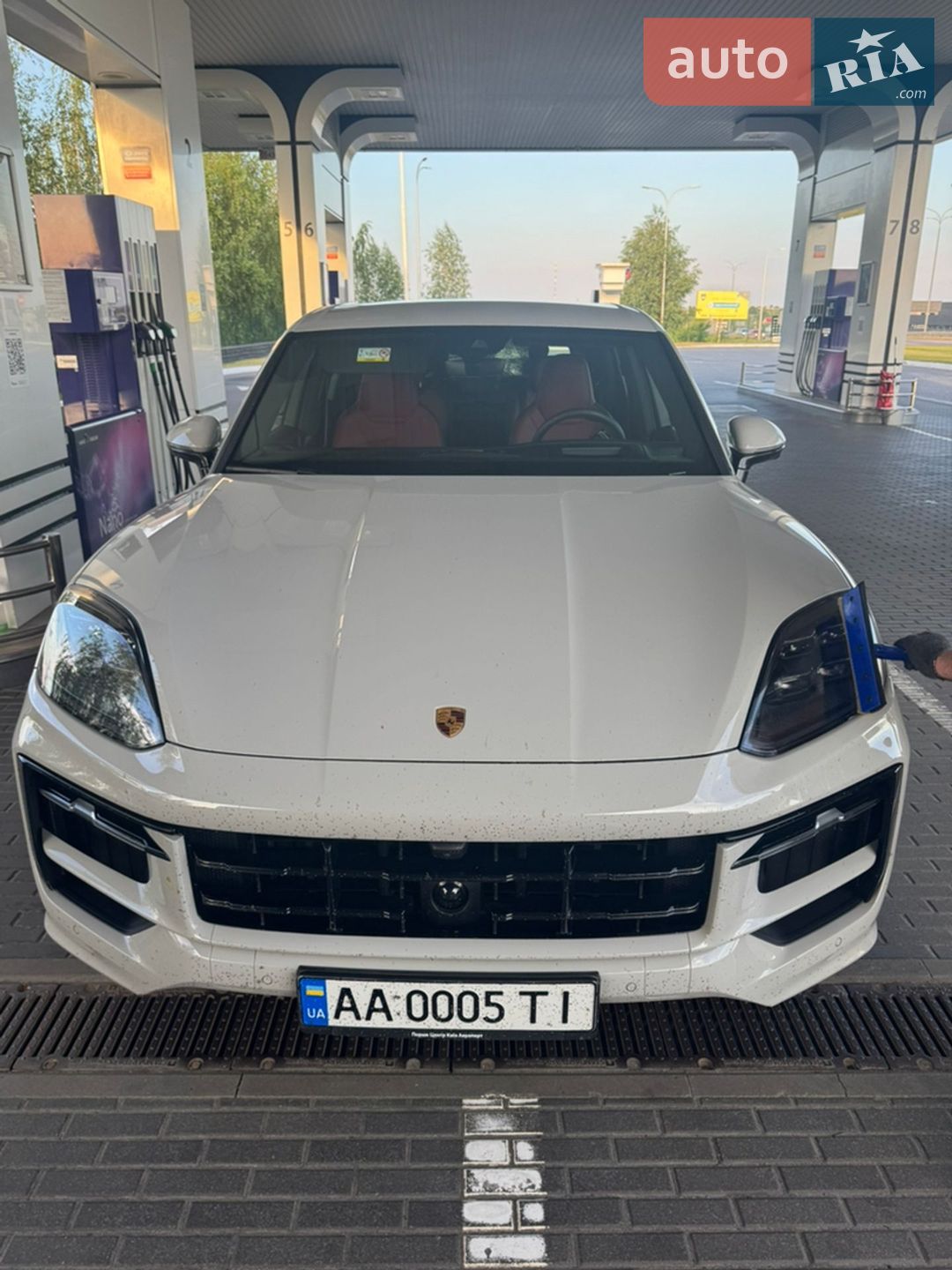 Porsche Cayenne 2024 VIN WP1ZZZ9YZRDA41743 фото оголошення 16 з 17