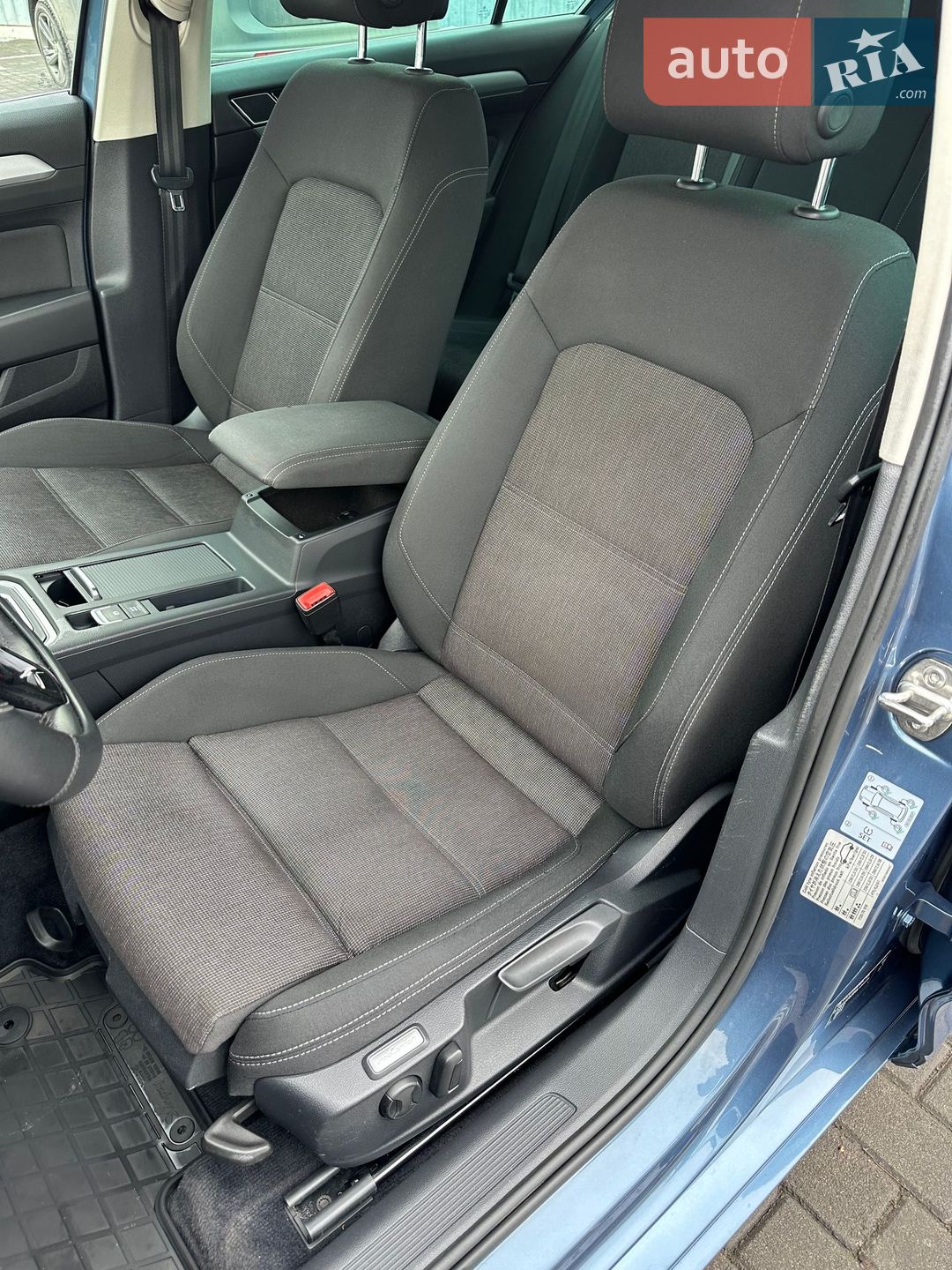 Volkswagen Passat 2015 VIN WVWZZZ3CZGE122234 фото оголошення 15 з 31