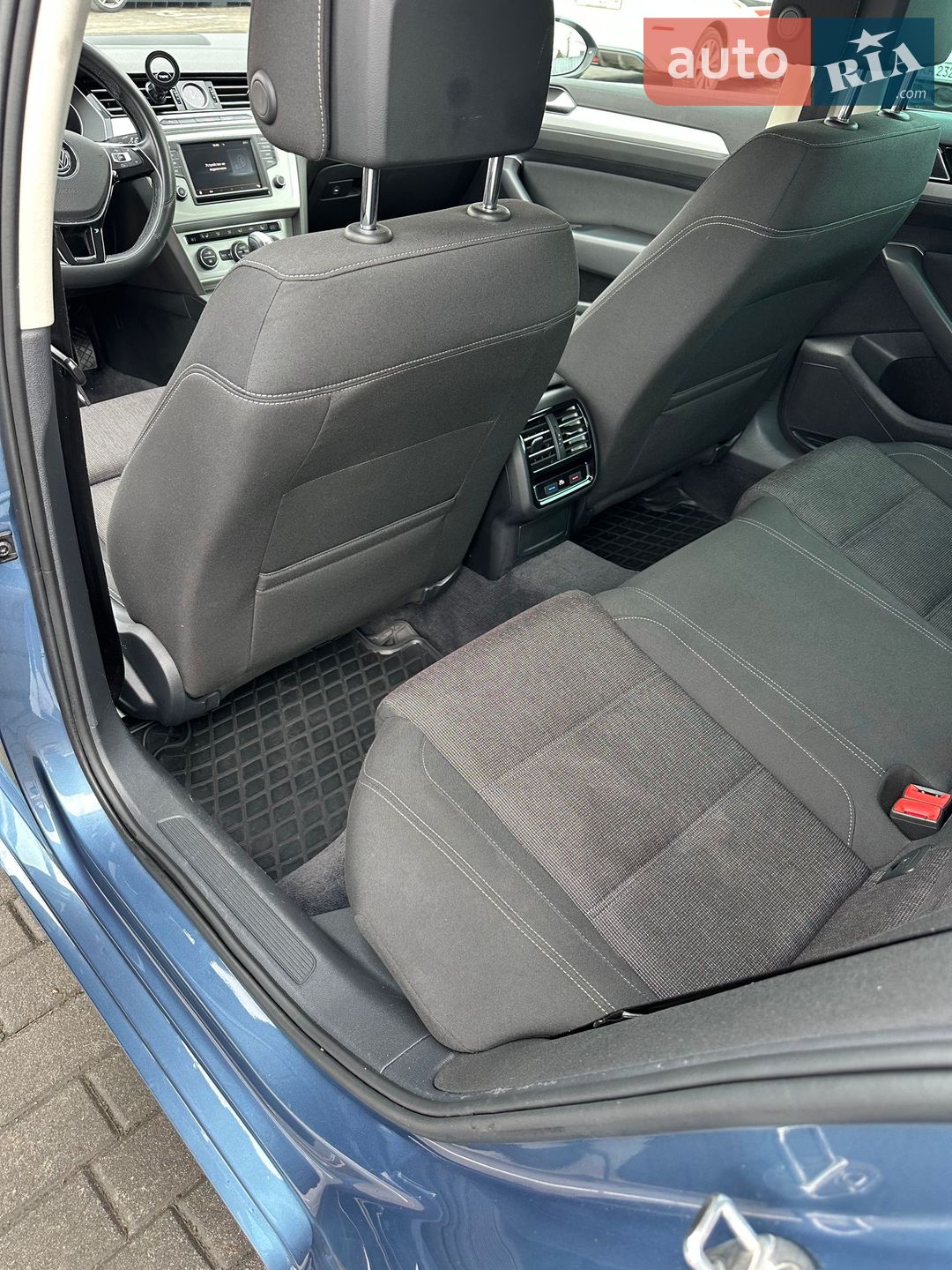 Volkswagen Passat 2015 VIN WVWZZZ3CZGE122234 фото оголошення 20 з 31