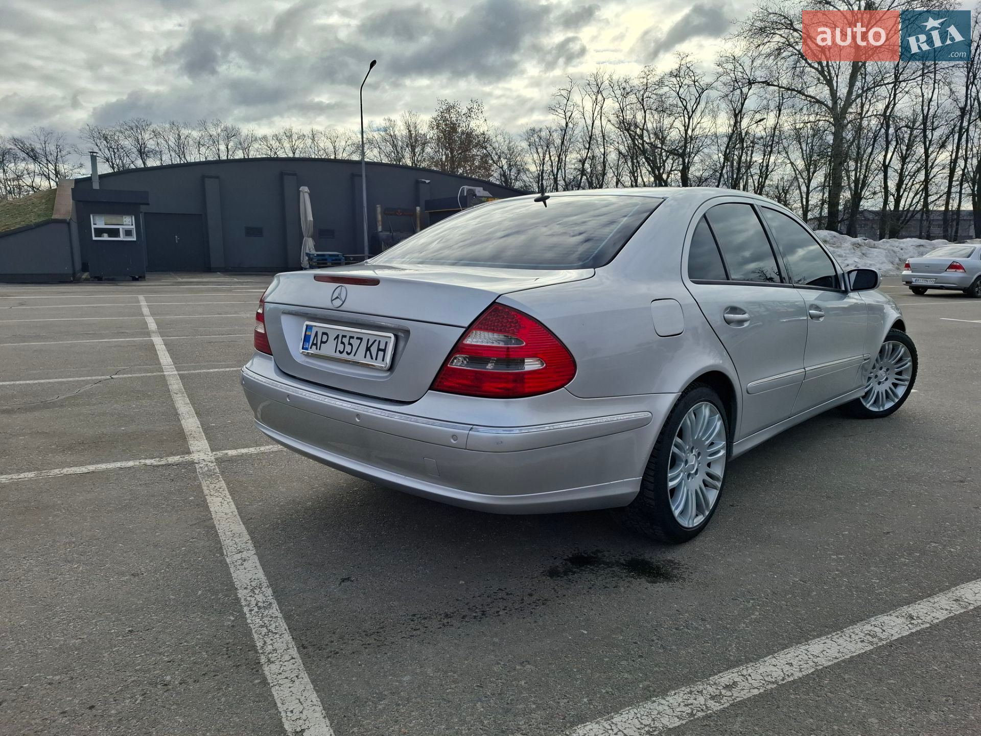 Mercedes-Benz E-Class 2003 VIN WDB2110421A235892 фото оголошення 5 з 12