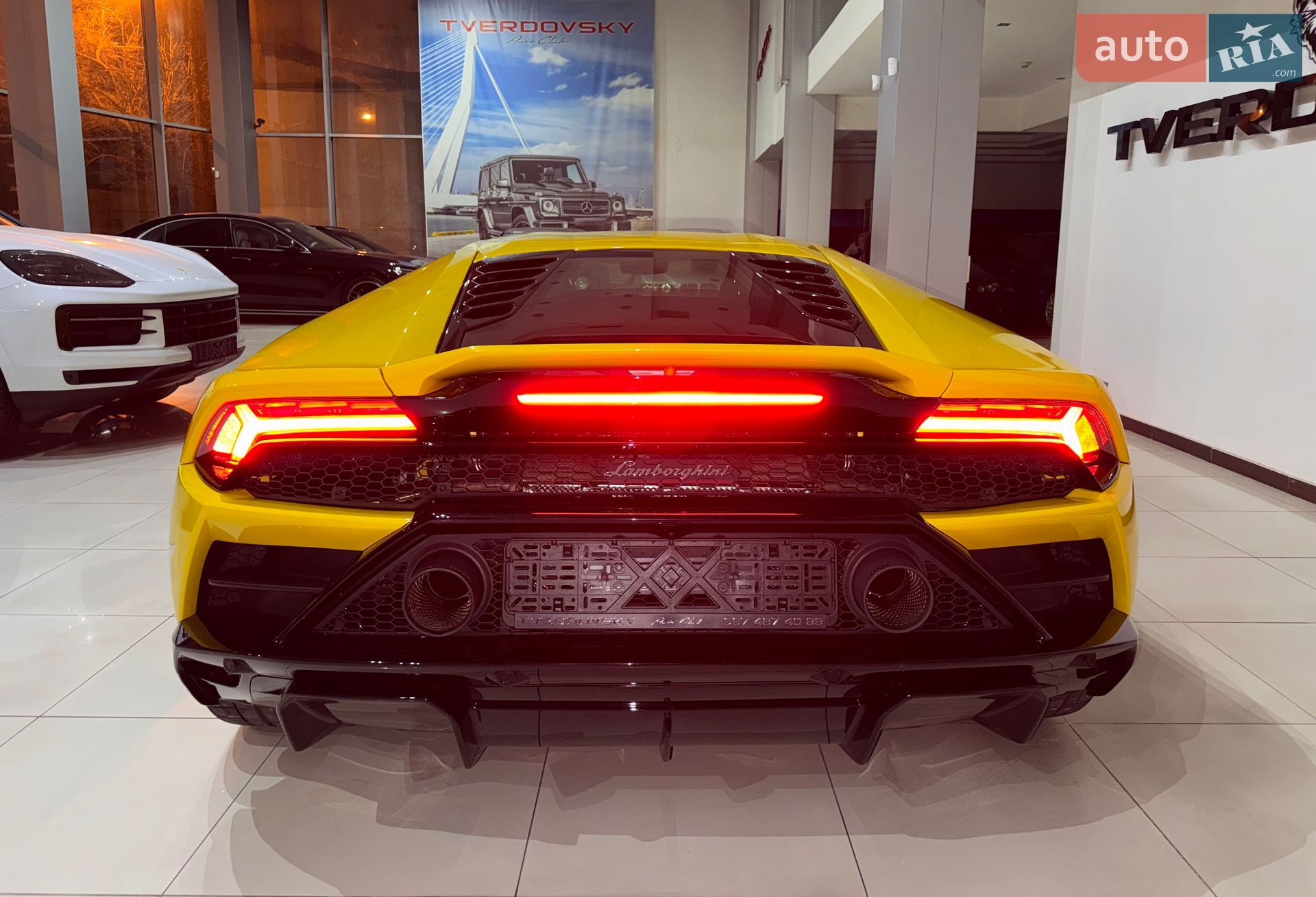 Lamborghini Huracan EVO 2020 VIN ZHWEF5ZF0MLA16464 фото оголошення 33 з 138