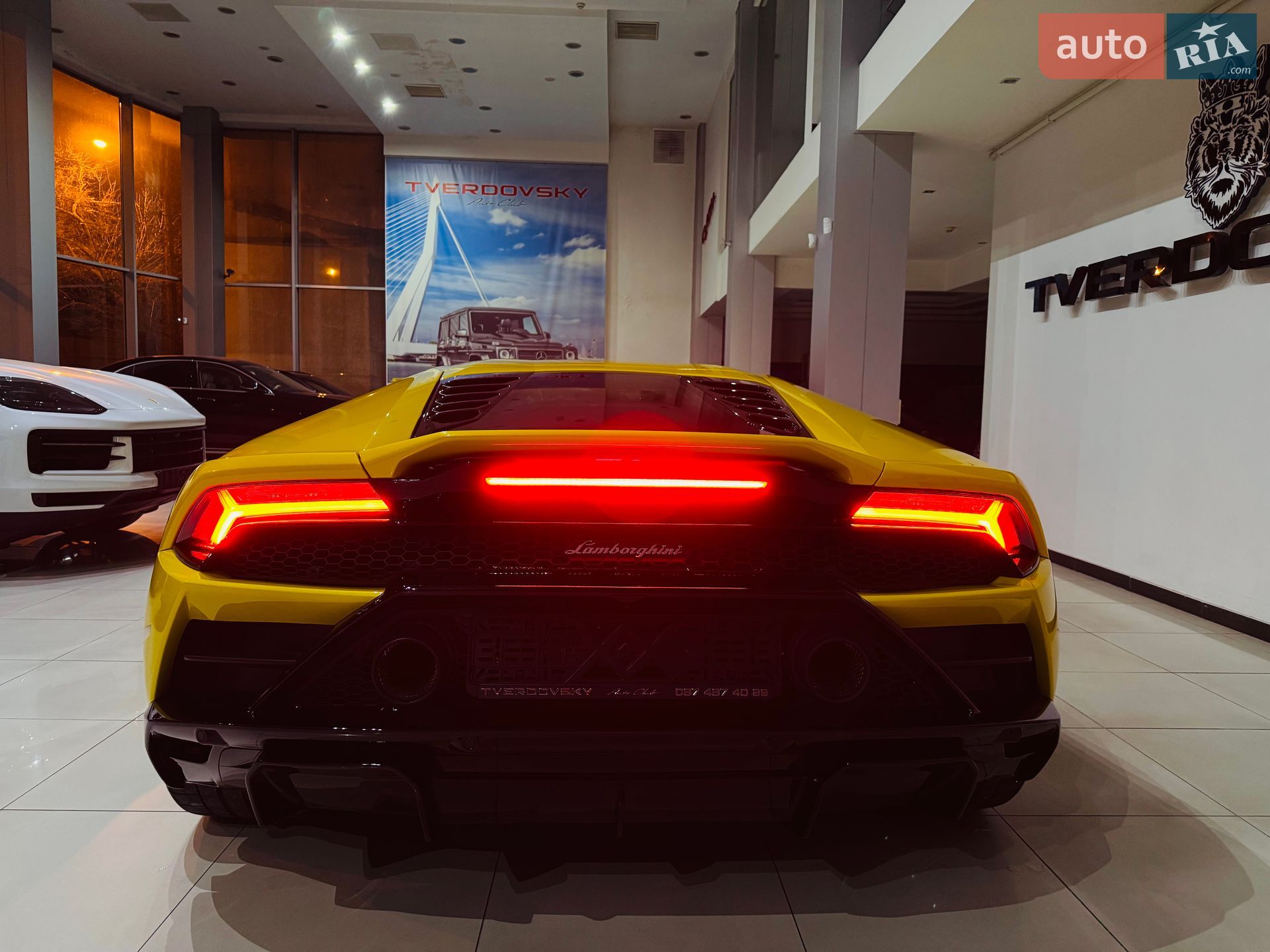 Lamborghini Huracan EVO 2020 VIN ZHWEF5ZF0MLA16464 фото оголошення 34 з 138