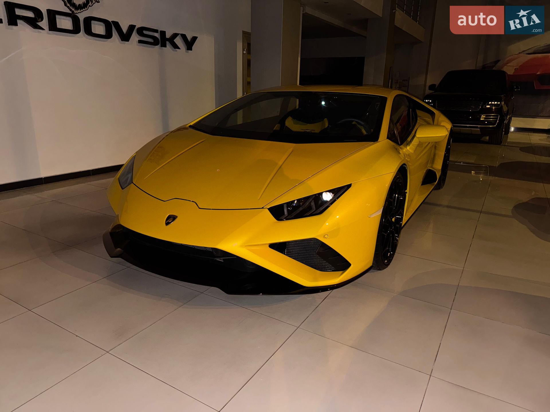 Lamborghini Huracan EVO 2020 VIN ZHWEF5ZF0MLA16464 фото оголошення 6 з 138