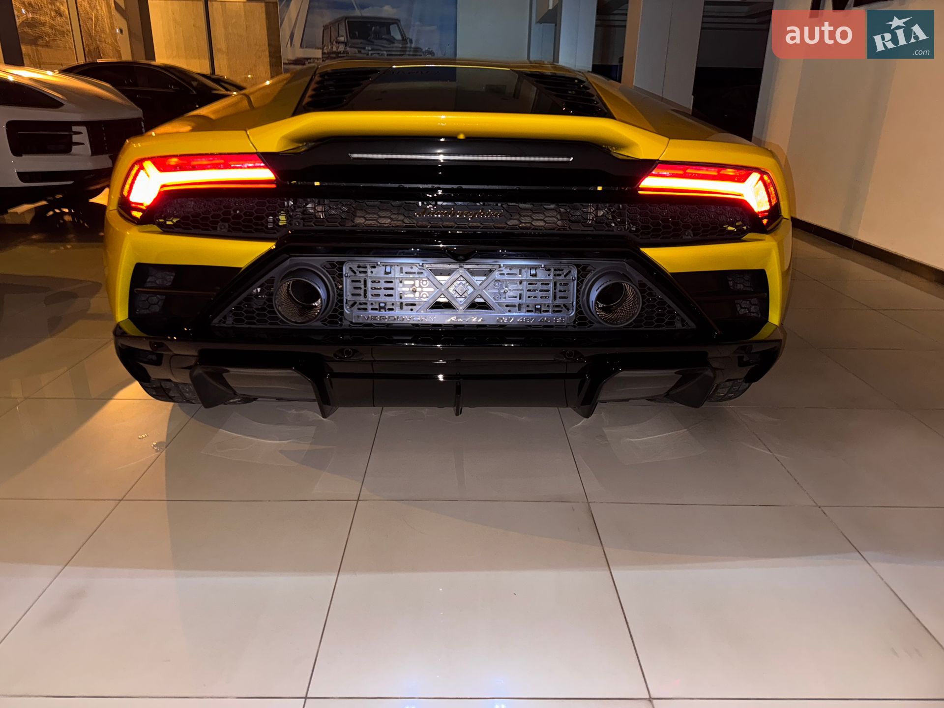 Lamborghini Huracan EVO 2020 VIN ZHWEF5ZF0MLA16464 фото оголошення 10 з 138