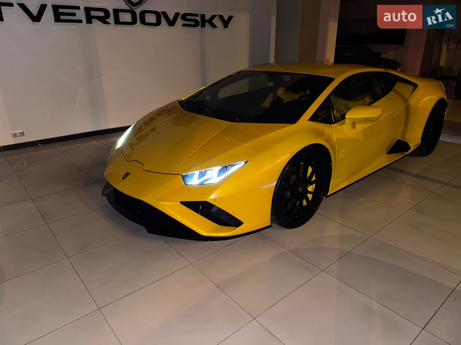 Lamborghini Huracan EVO 2020 VIN ZHWEF5ZF0MLA16464 фото оголошення 4 з 138
