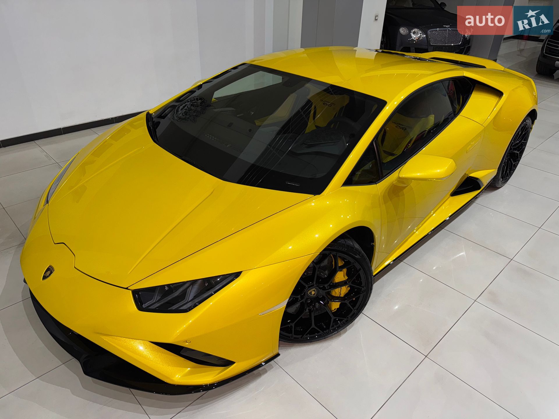 Lamborghini Huracan EVO 2020 VIN ZHWEF5ZF0MLA16464 фото оголошення 26 з 138