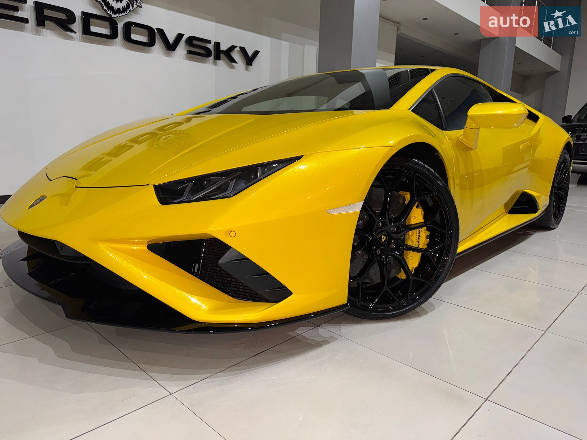 Lamborghini Huracan EVO 2020 VIN ZHWEF5ZF0MLA16464 фото оголошення 27 з 138