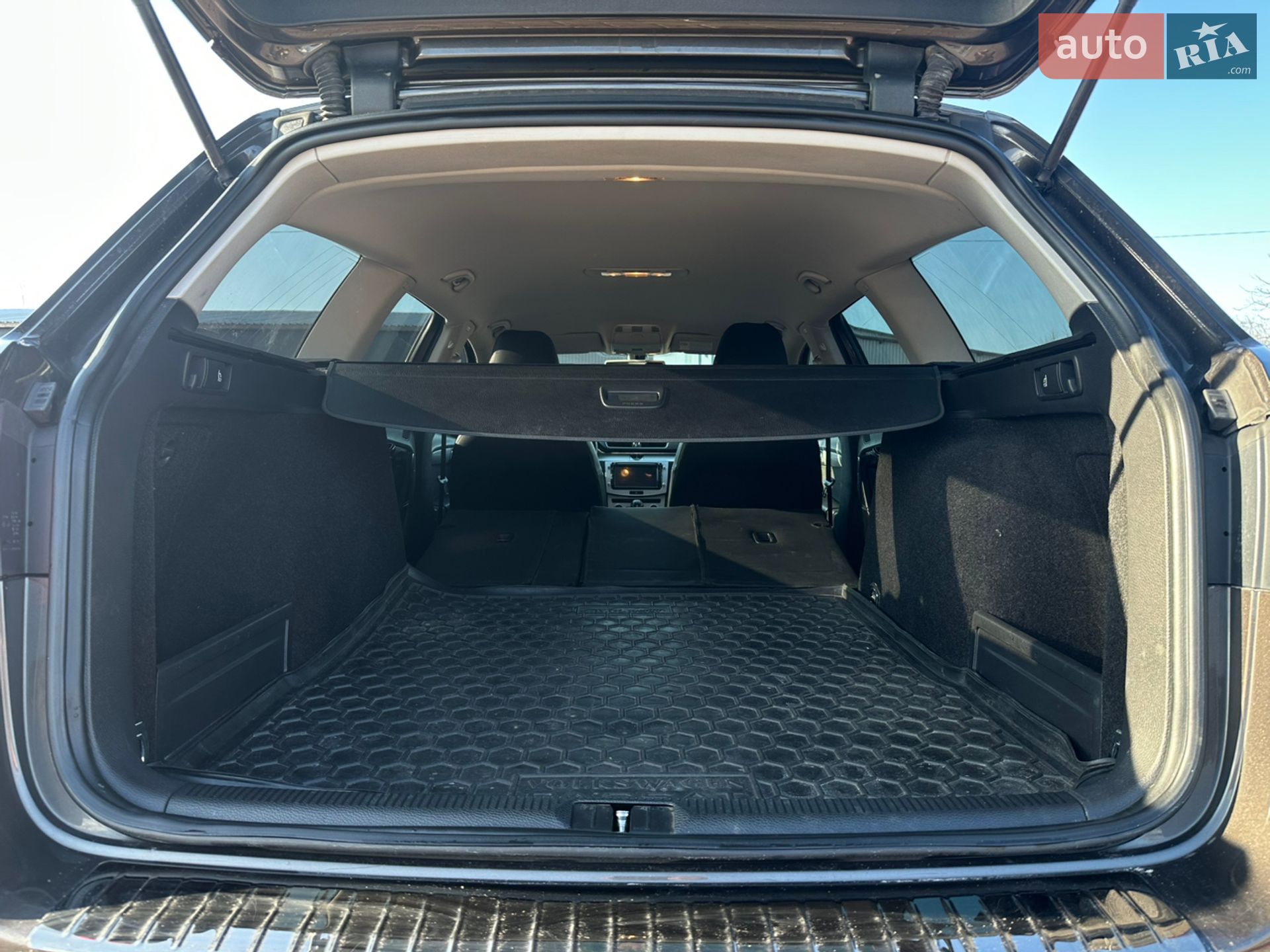 Volkswagen Passat 2014 VIN WVWZZZ3CZEE108702 фото оголошення 33 з 50